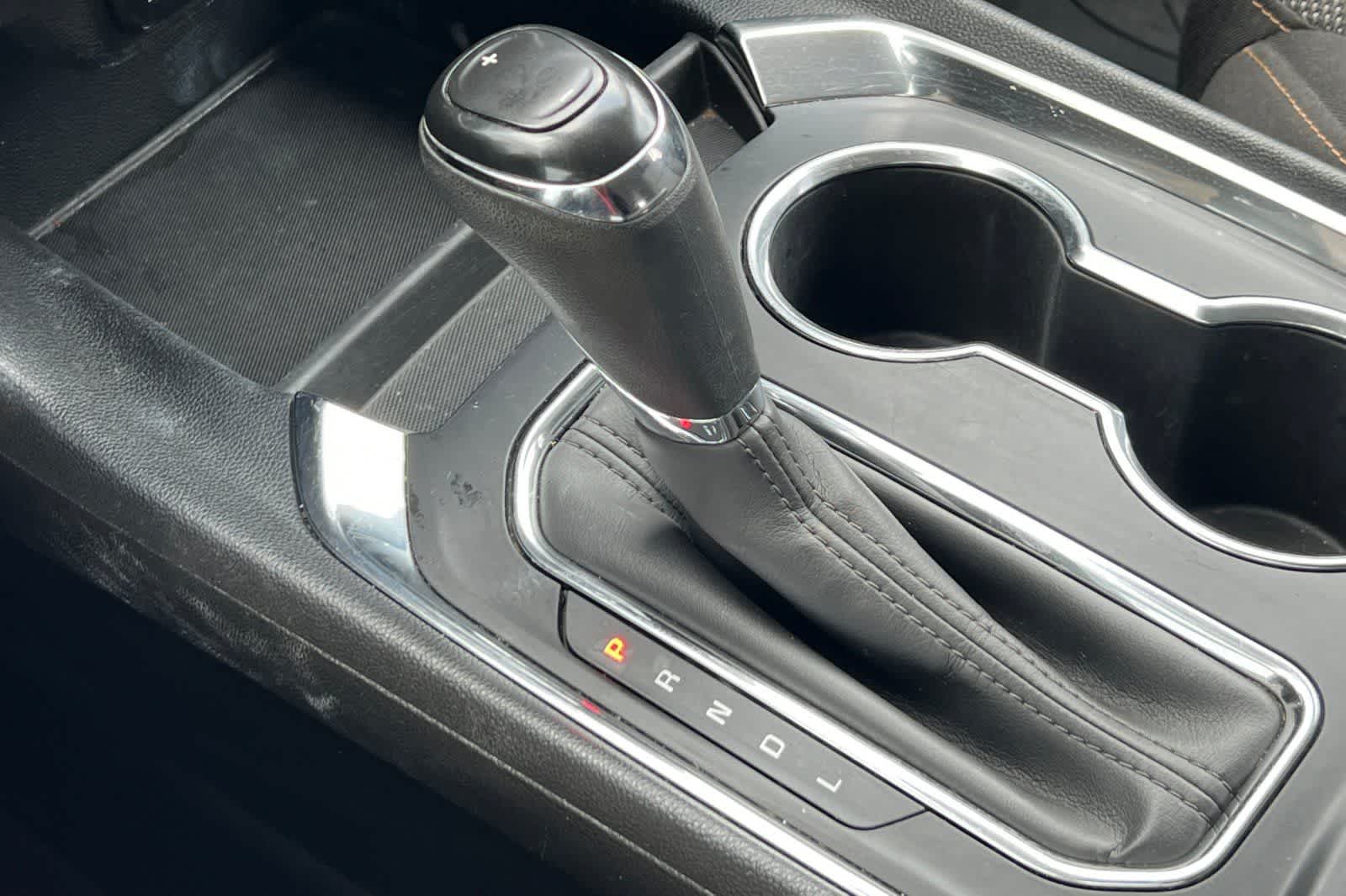 Thumbnail: 2018 Chevrolet Traverse - 24