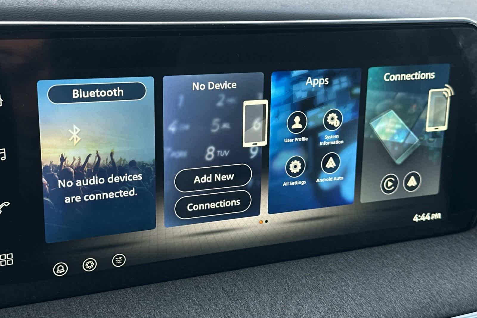 Thumbnail: 2026 Nissan Kicks - 18