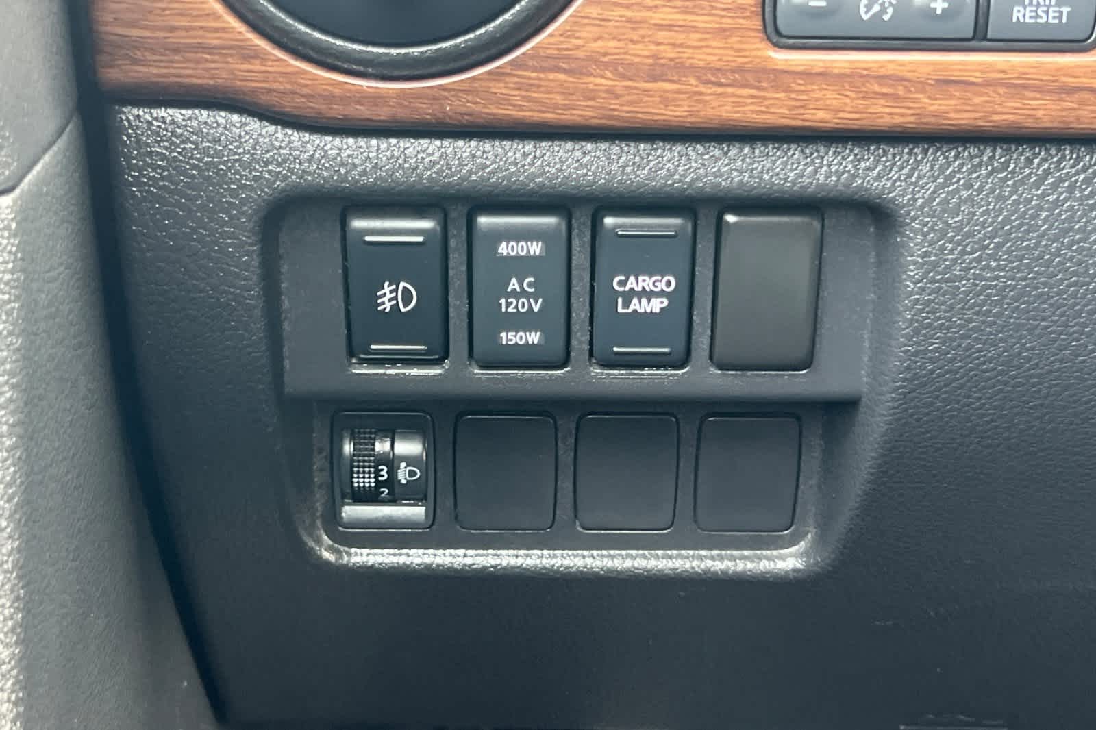 Thumbnail: 2018 Nissan Titan - 33