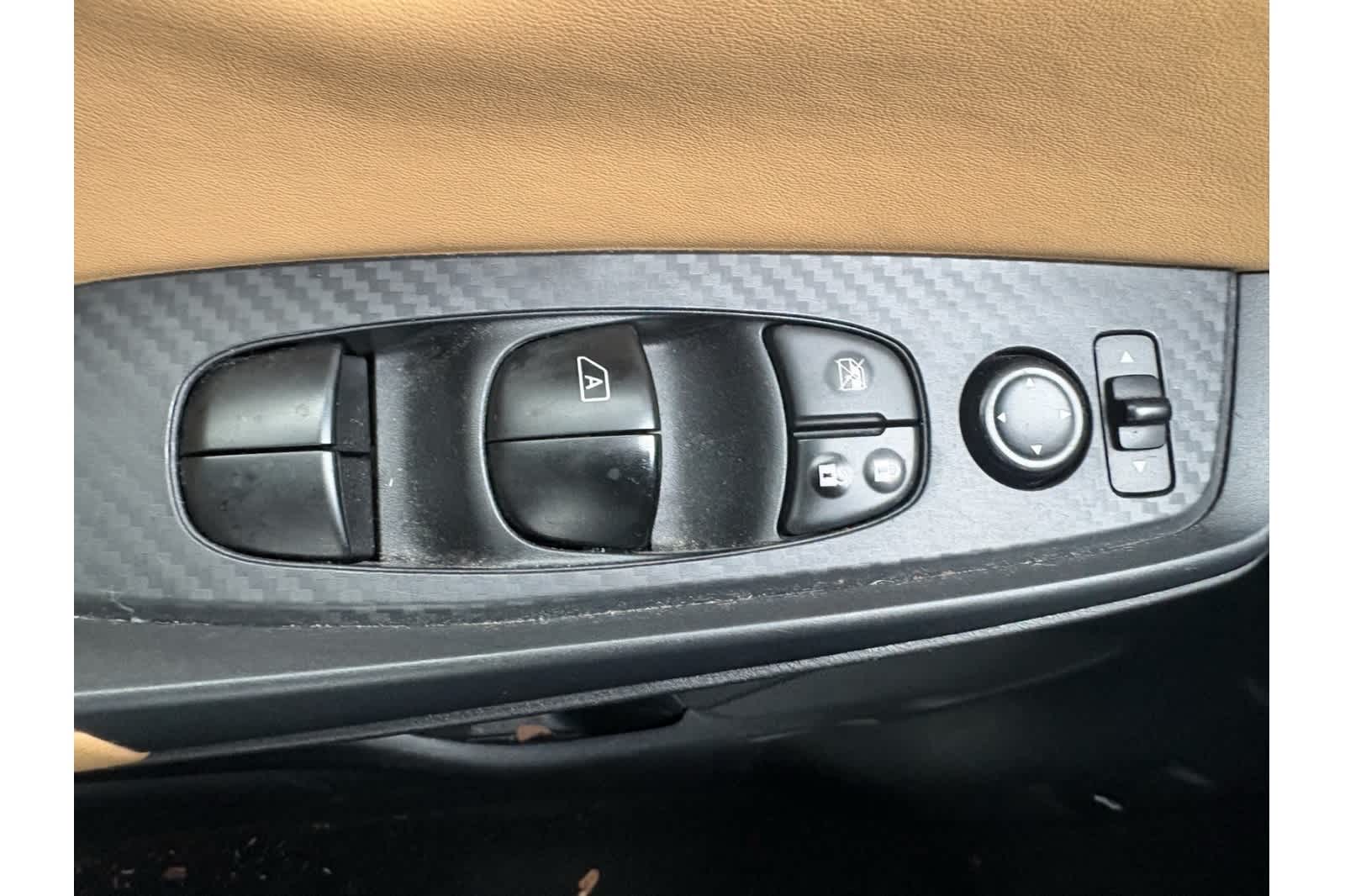 Thumbnail: 2023 Nissan Sentra - 12