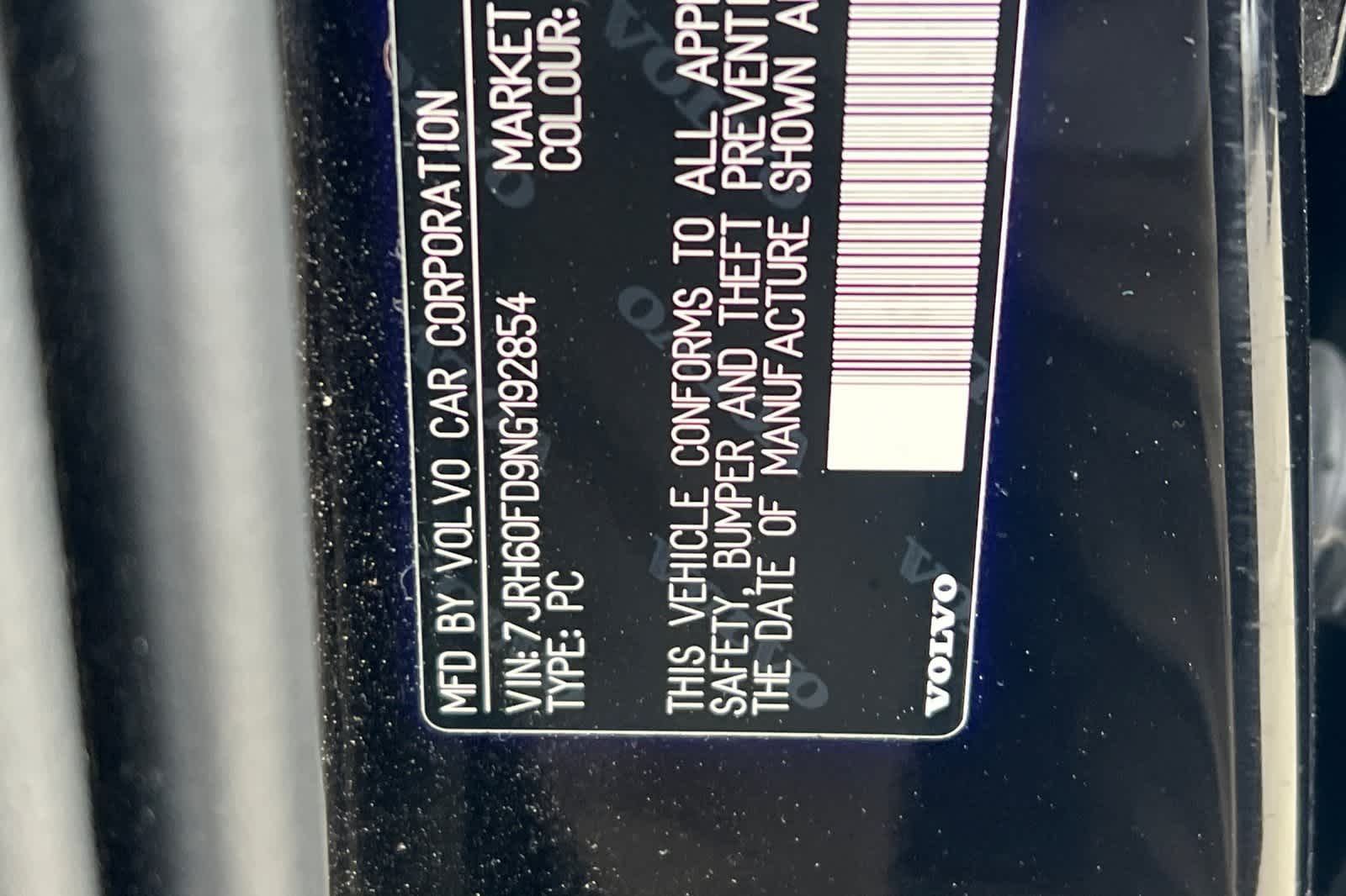 Thumbnail: 2022 Volvo S60 - 27