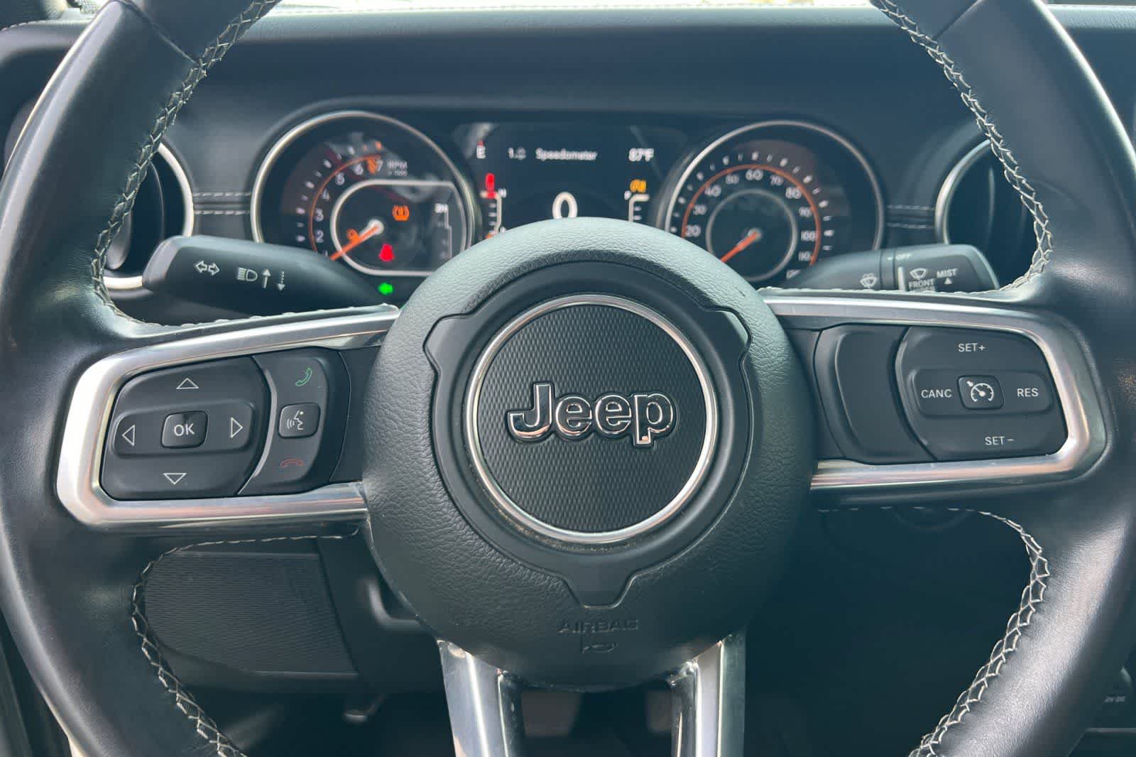 Thumbnail: 2022 Jeep Gladiator - 25