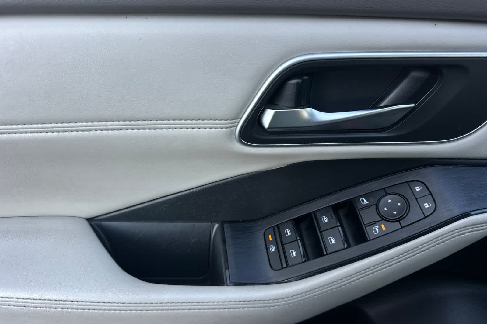 Thumbnail: 2021 Nissan Rogue - 15