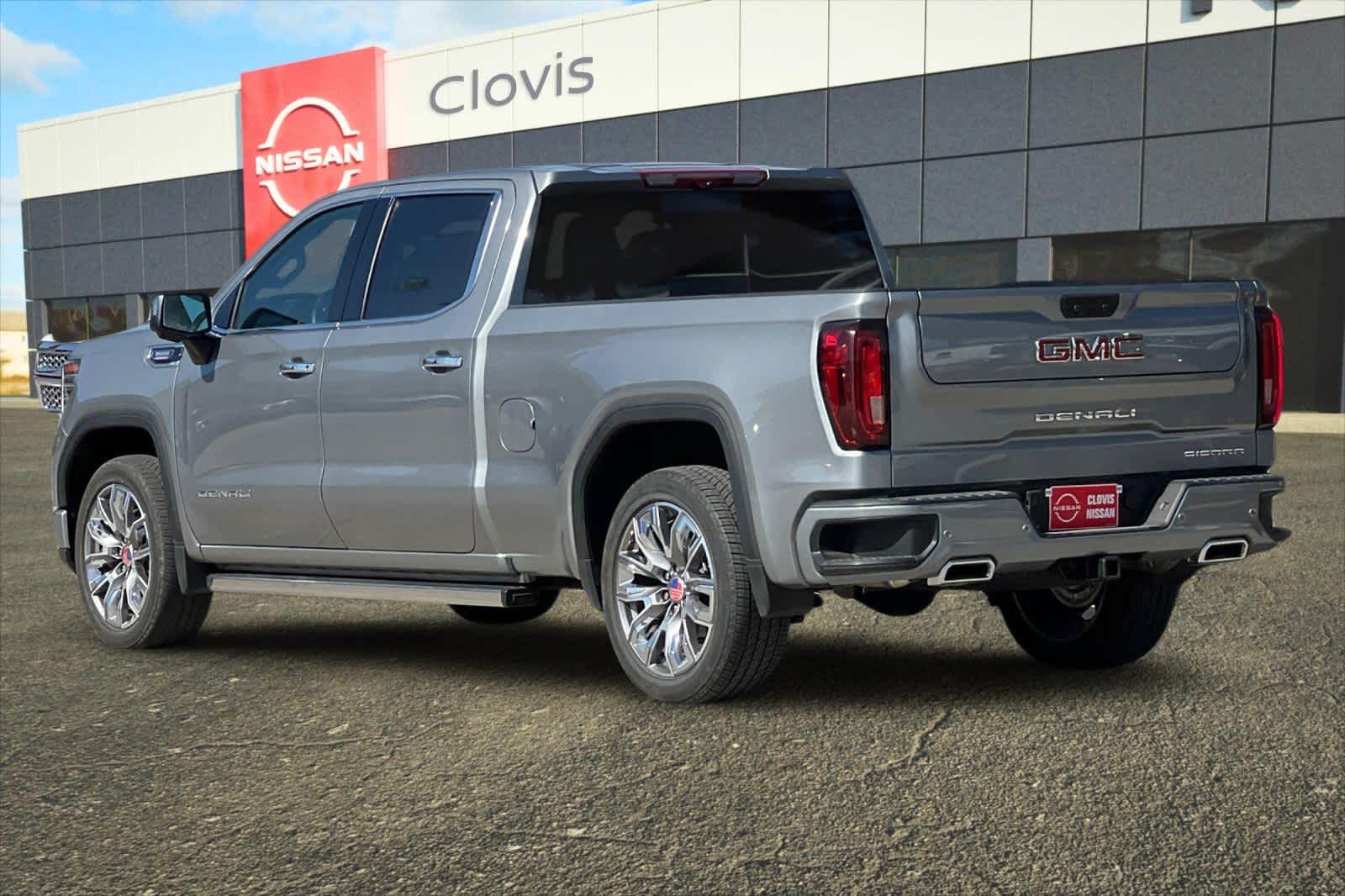 Thumbnail: 2023 GMC Sierra 1500 - 7