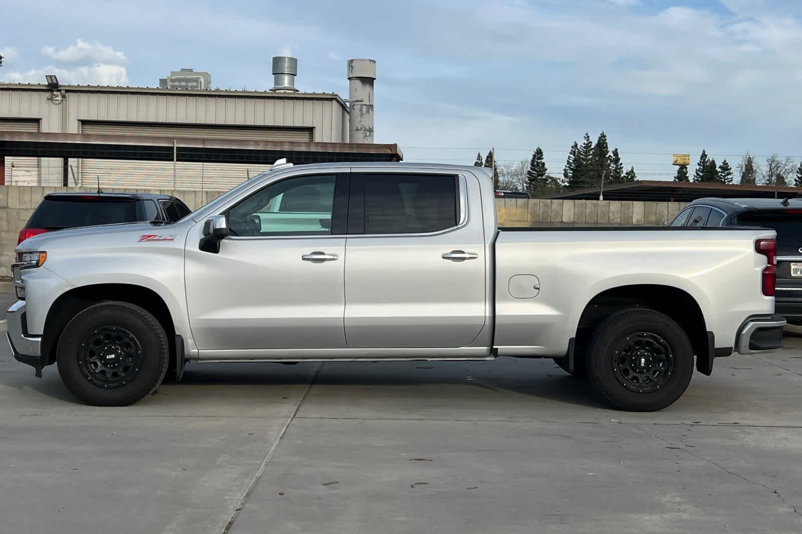 Thumbnail: 2019 Chevrolet Silverado 1500 - 6