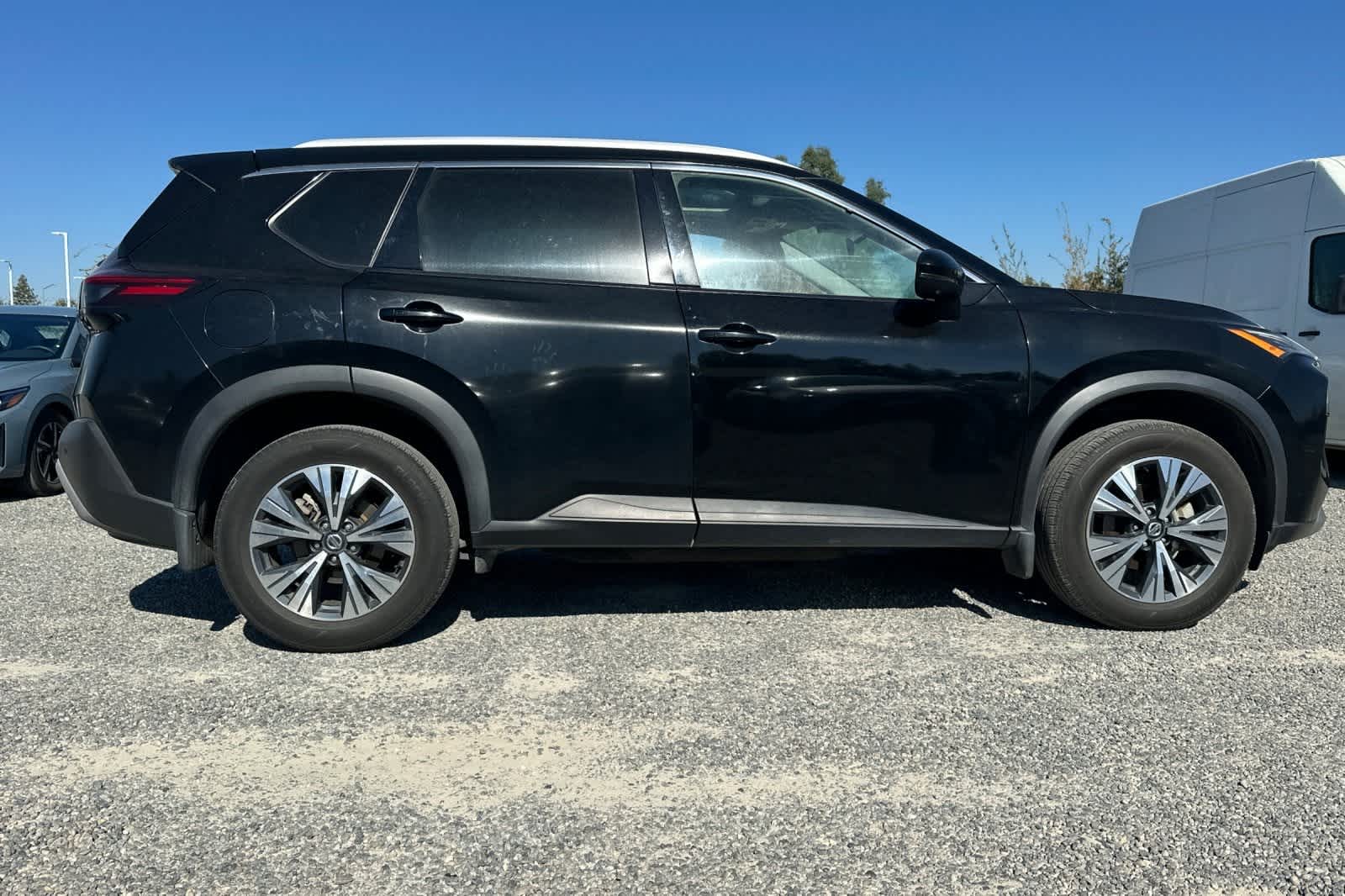 Thumbnail: 2021 Nissan Rogue - 9