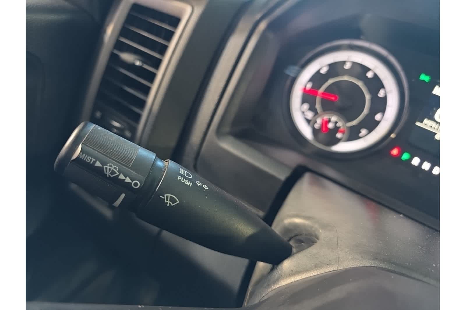 Thumbnail: 2022 RAM 1500 Classic - 29