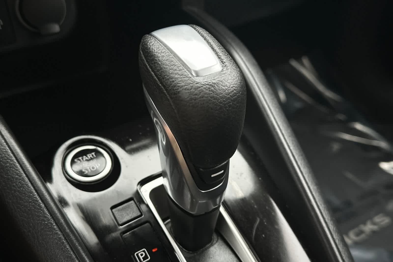 Thumbnail: 2021 Nissan Kicks - 27