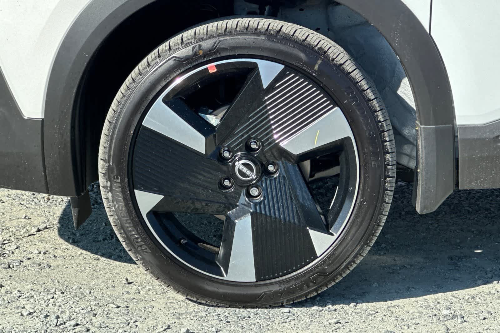 Thumbnail: 2026 Nissan Kicks - 32