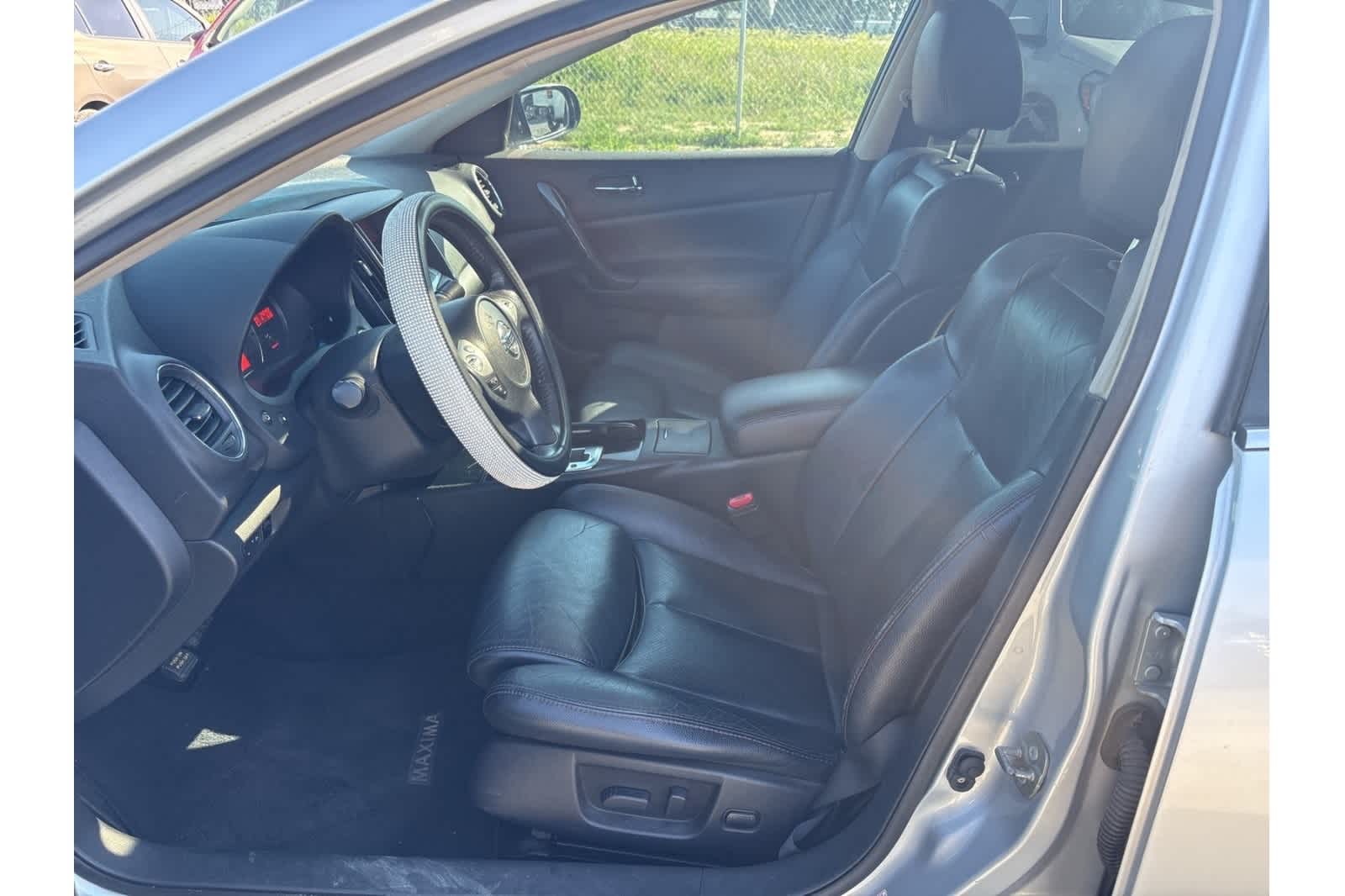 Thumbnail: 2011 Nissan Maxima - 12