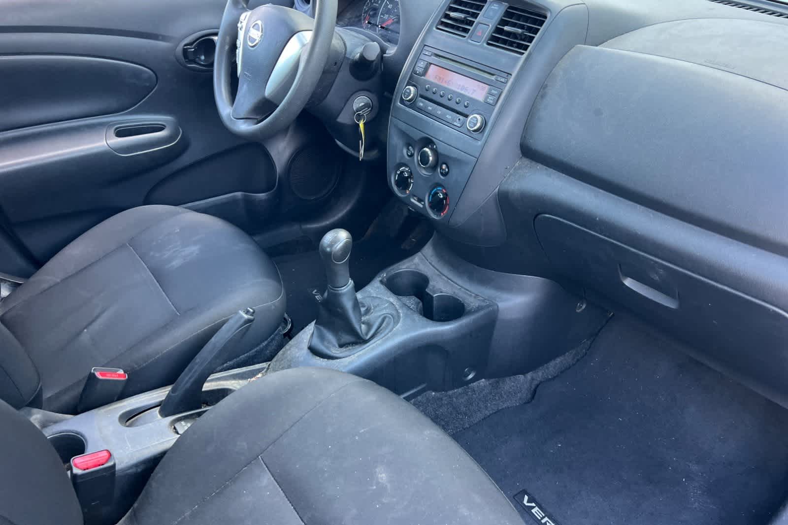 Thumbnail: 2015 Nissan Versa - 18