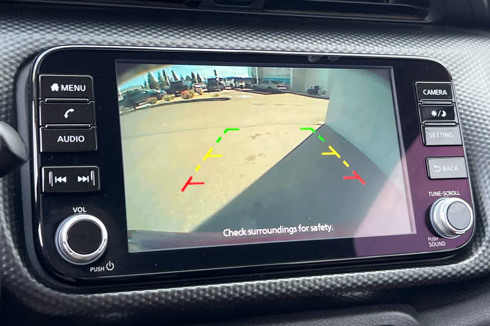 Thumbnail: 2023 Nissan Kicks - 21