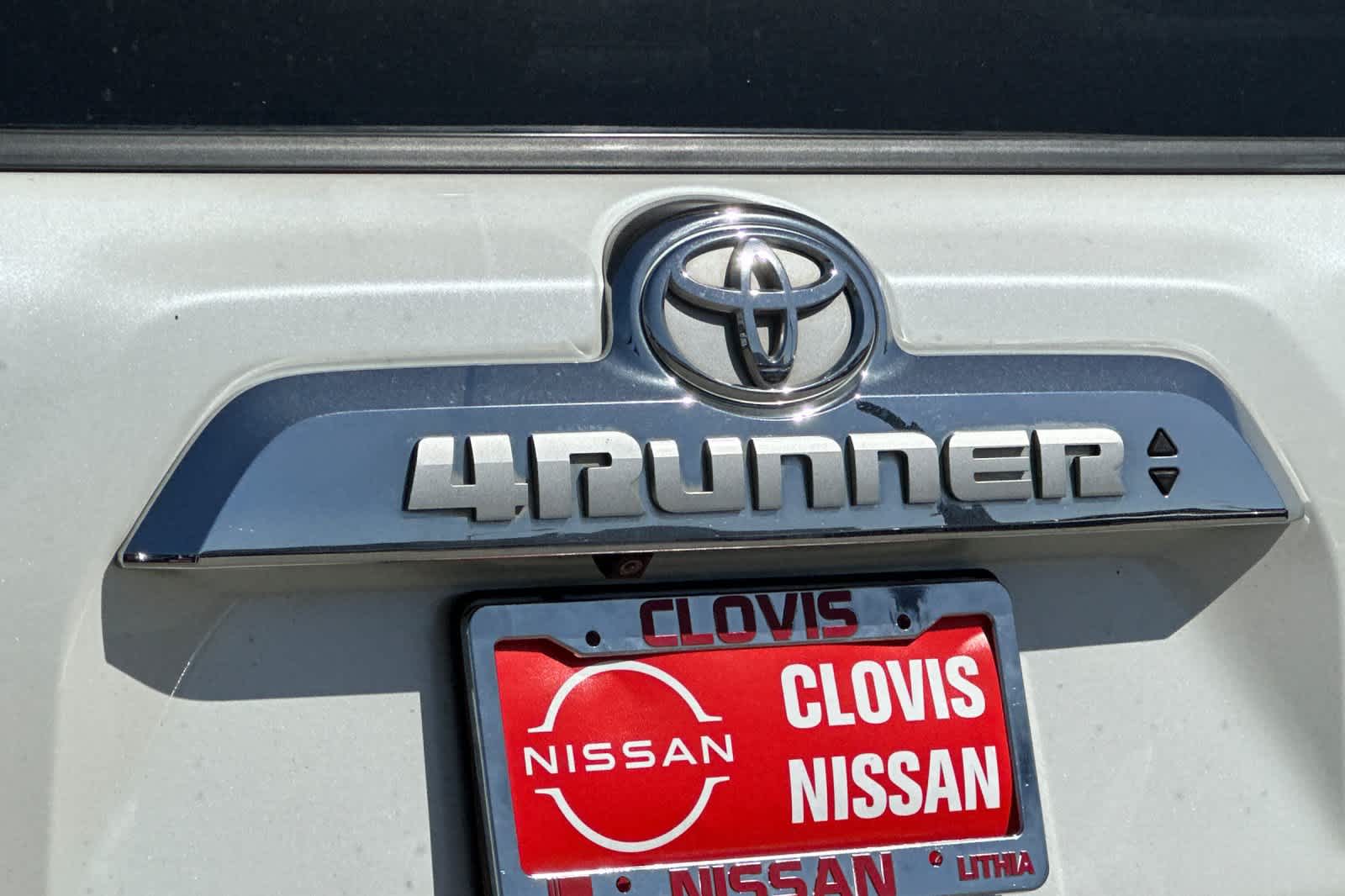 Used 2014 Toyota SUV 4WD Limited Blizzard Pearl For Sale at Lithia Used 2014 Toyota SUV 4WD Limited Blizzard Pearl For Sale at Lithia