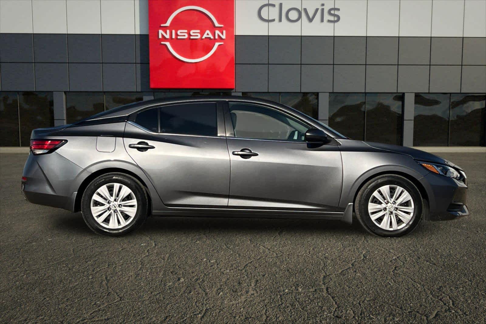 Thumbnail: 2023 Nissan Sentra - 9