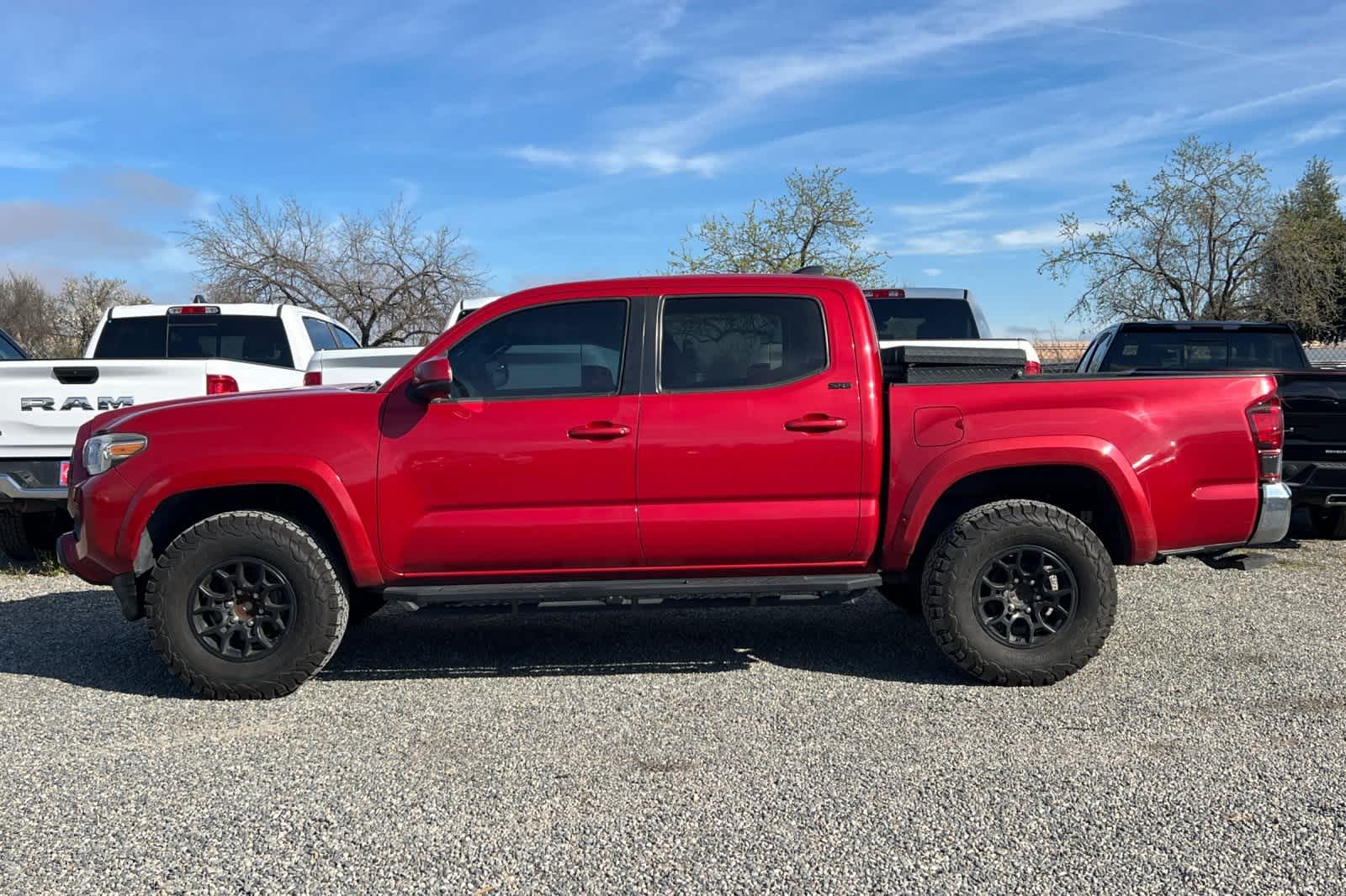 Thumbnail: 2020 Toyota Tacoma - 6