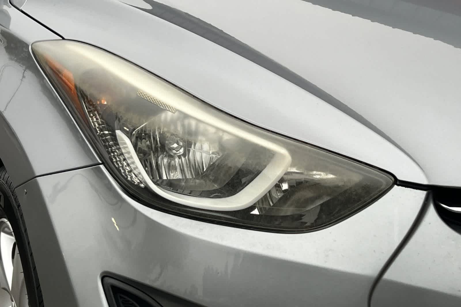 Thumbnail: 2015 Hyundai Elantra - 29