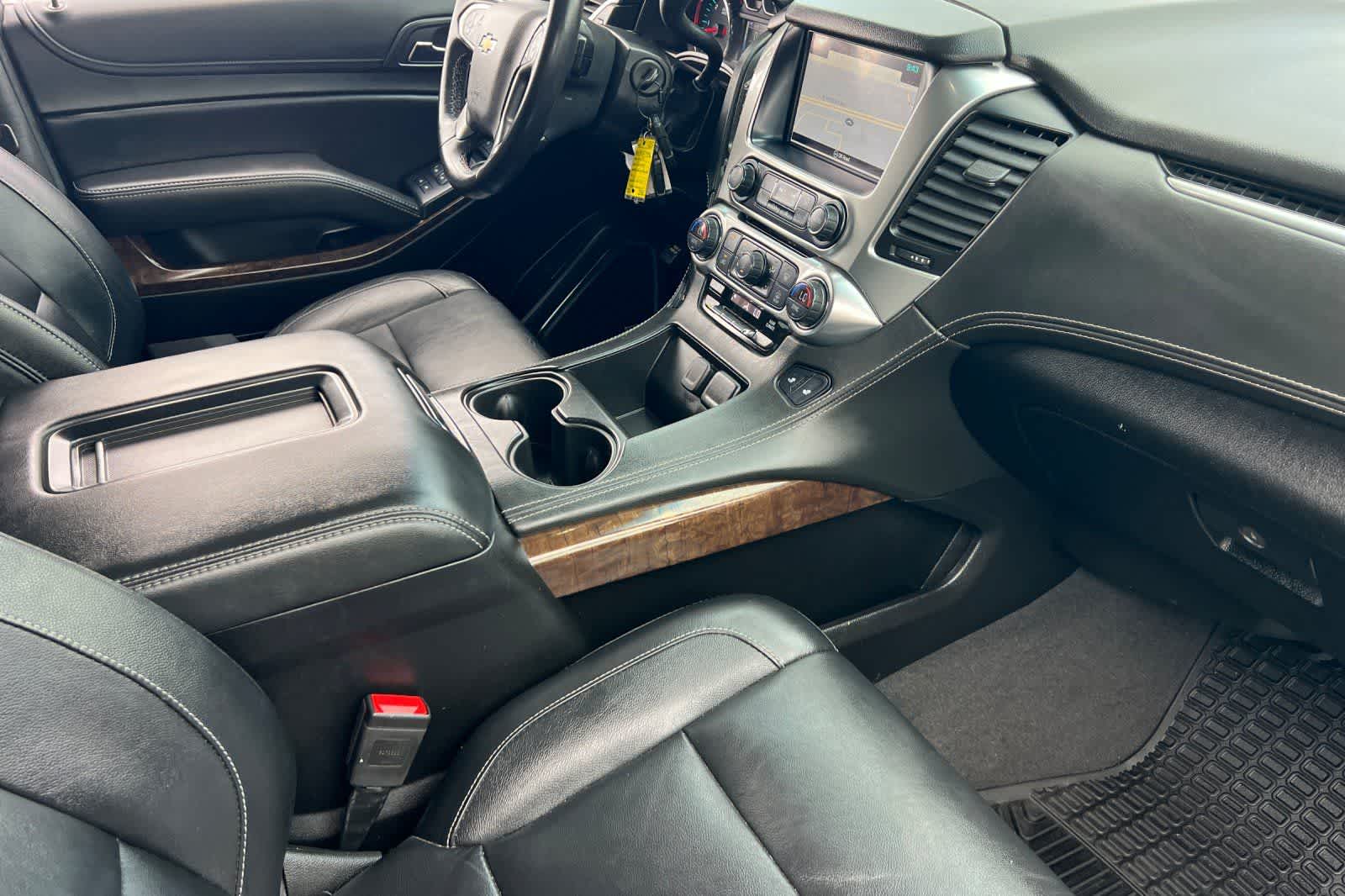 Thumbnail: 2019 Chevrolet Suburban - 20