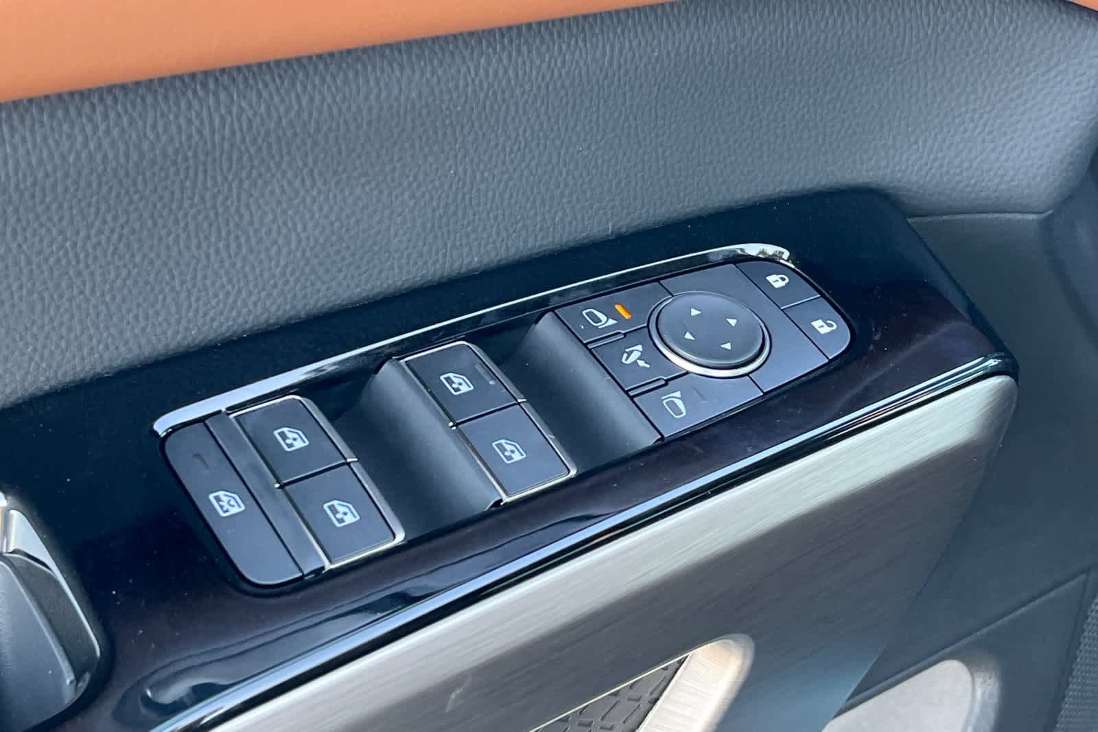 Thumbnail: 2025 Nissan Pathfinder - 13