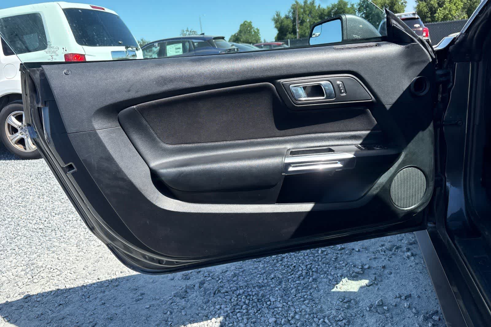 Thumbnail: 2020 Ford Mustang - 15