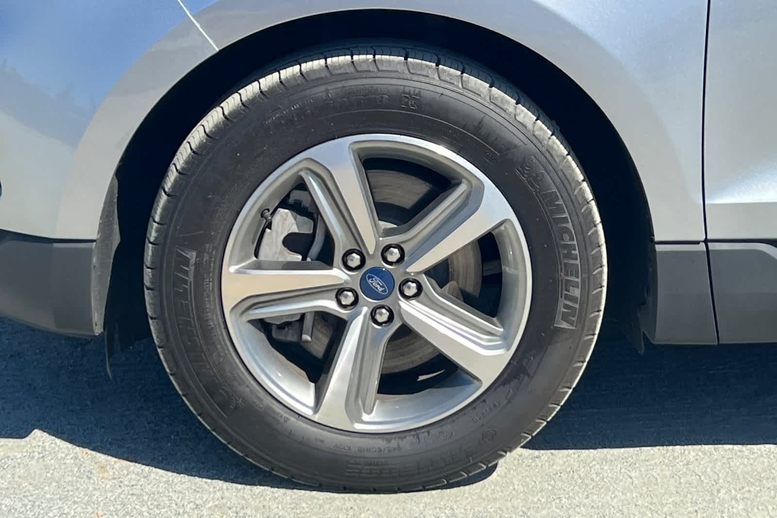 Thumbnail: 2022 Ford Edge - 12