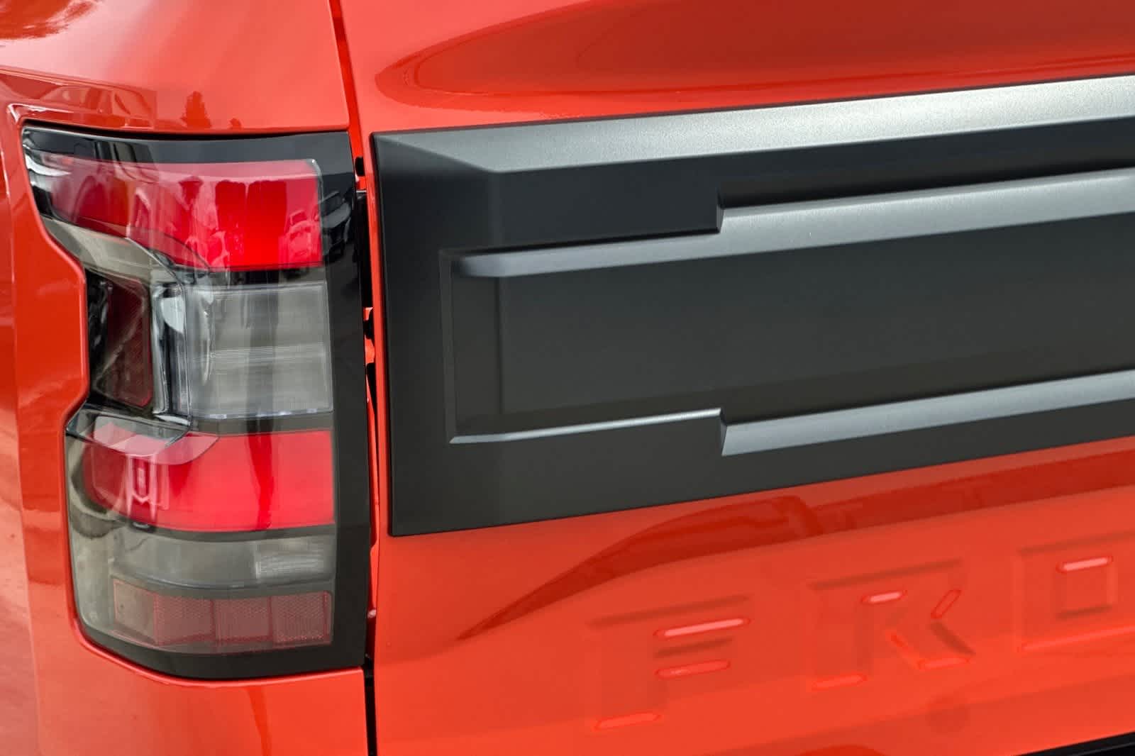 Thumbnail: 2025 Nissan Frontier - 24