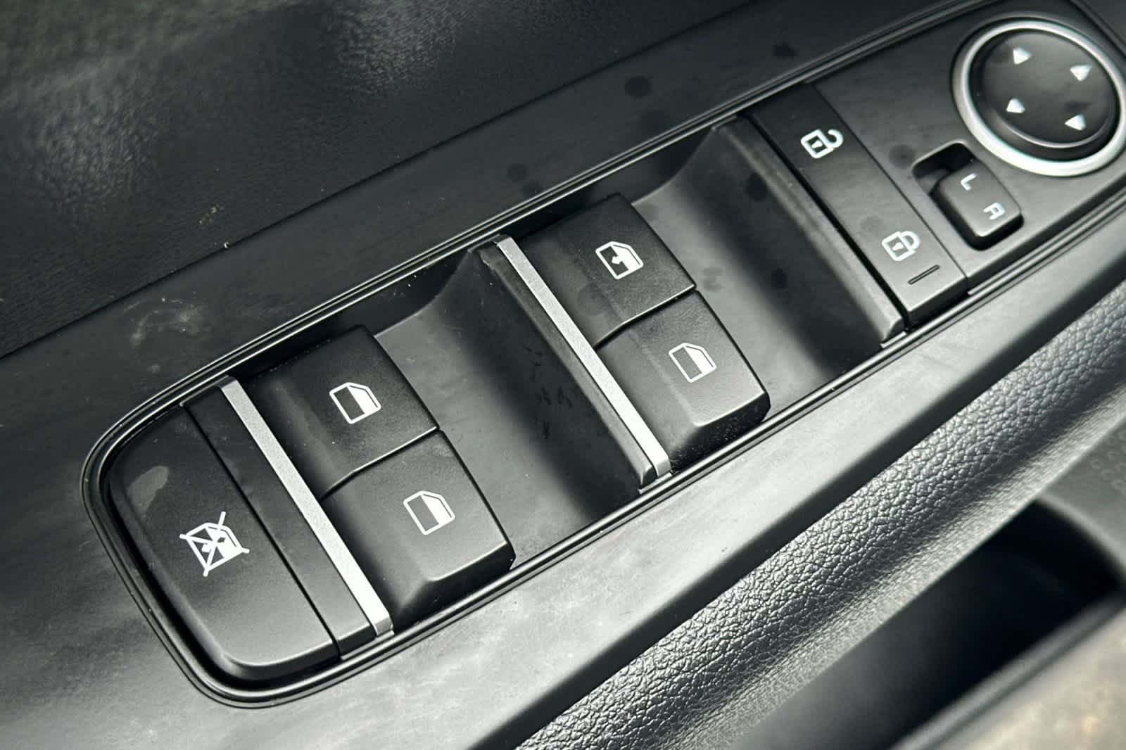 Thumbnail: 2024 Kia Forte - 14