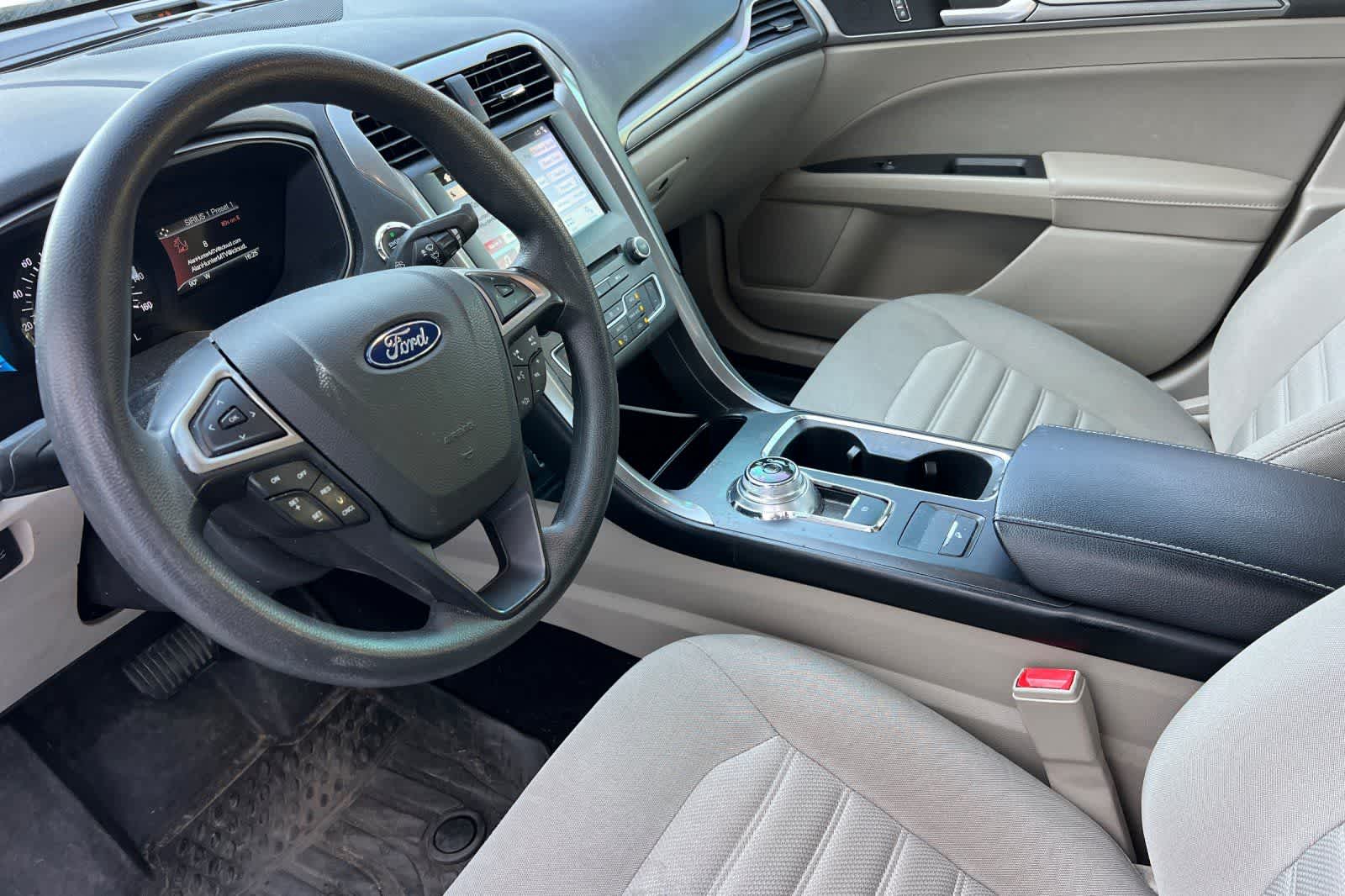 Thumbnail: 2018 Ford Fusion - 14