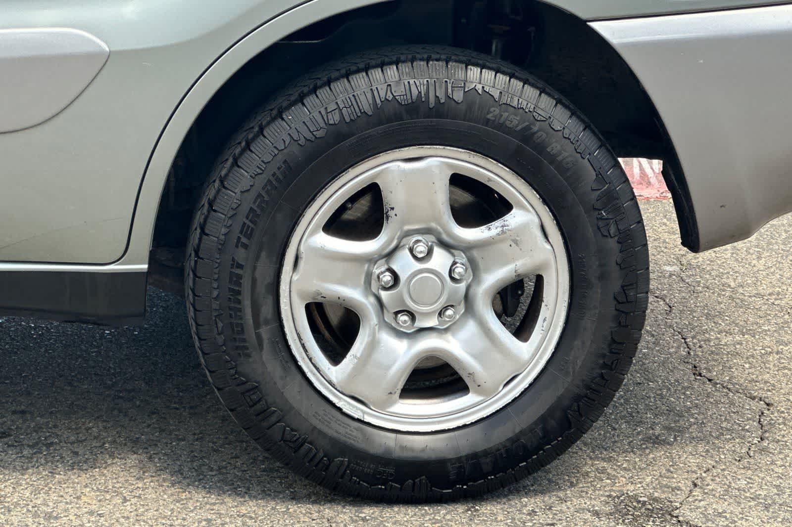 Thumbnail: 2004 Toyota RAV4 - 32