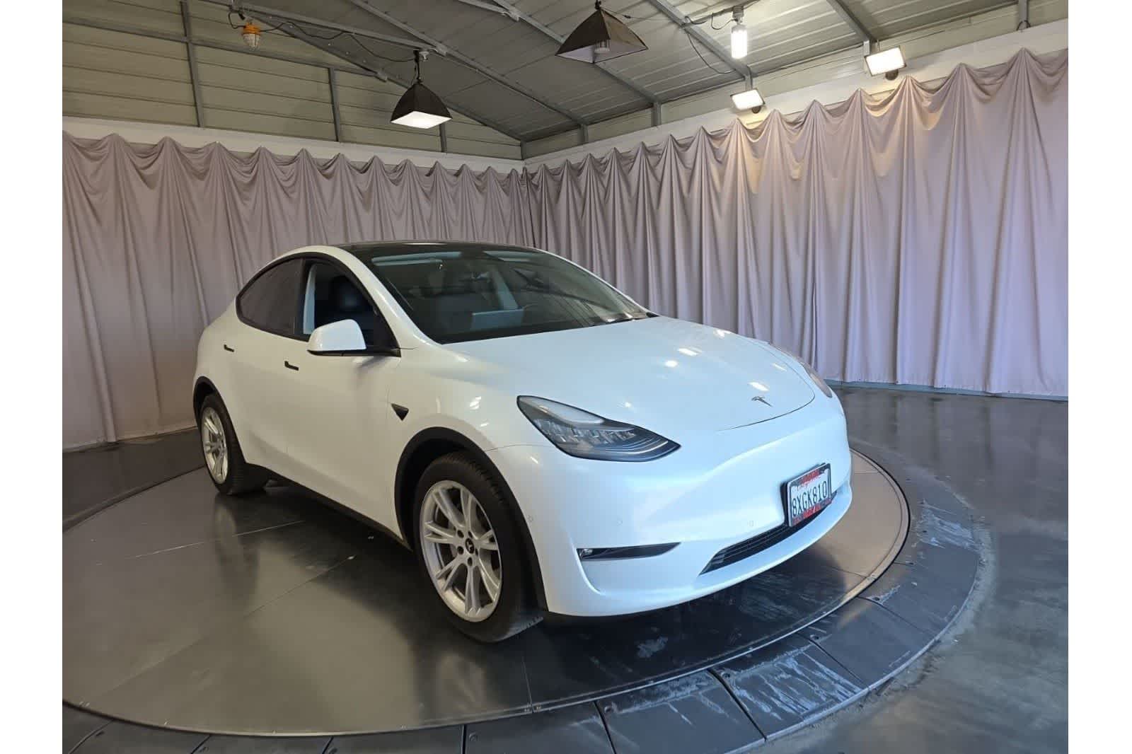 Thumbnail: 2021 Tesla Model Y - 6