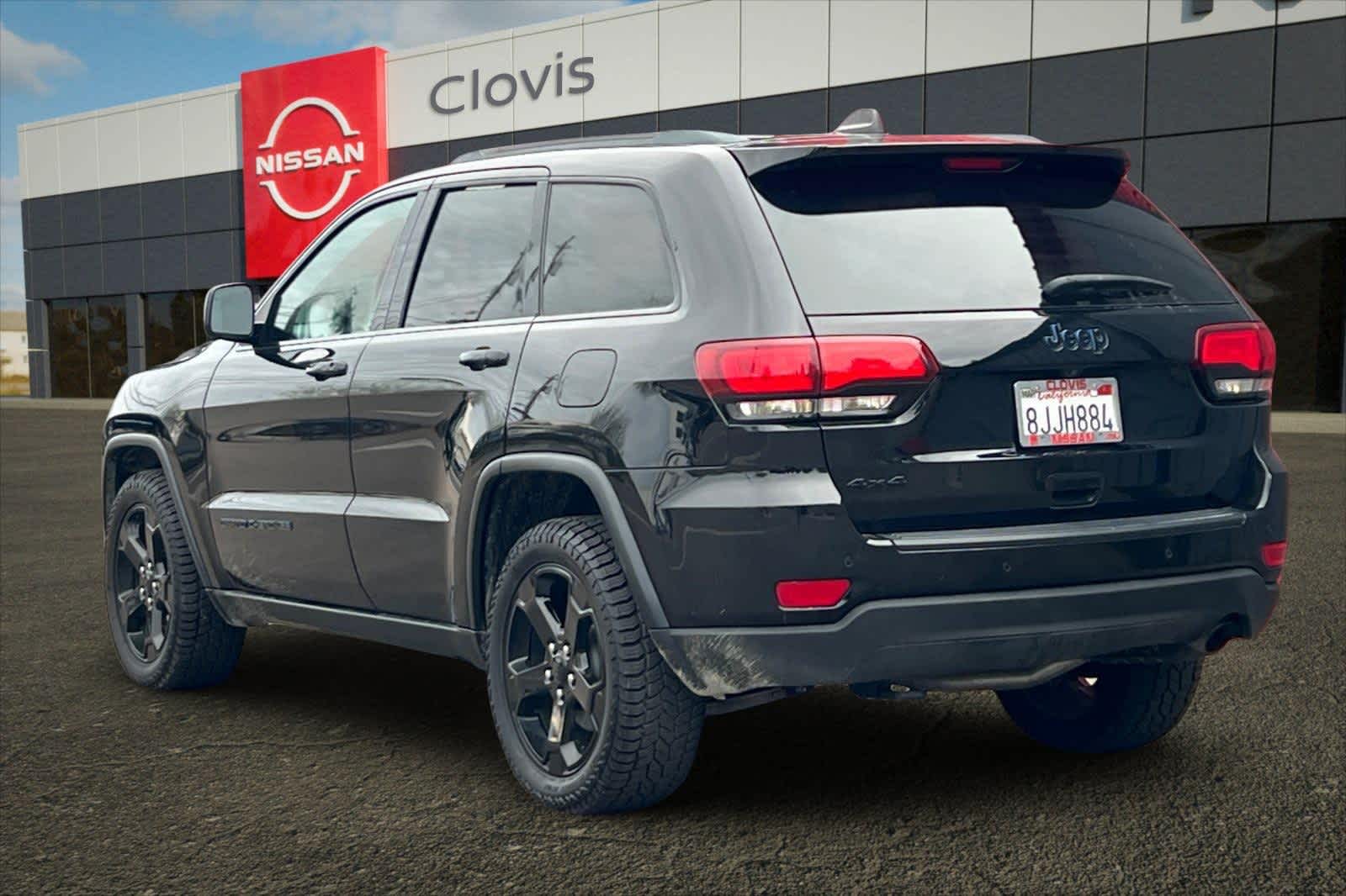 Thumbnail: 2019 Jeep Grand Cherokee - 7