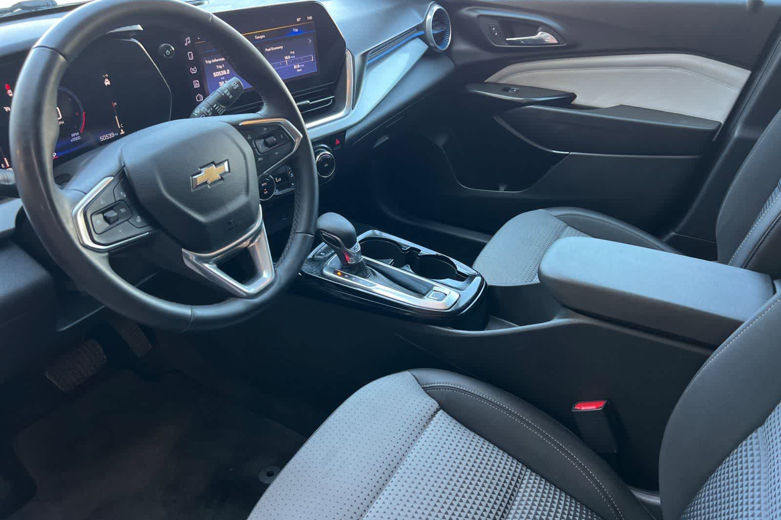 Thumbnail: 2024 Chevrolet Trax - 12