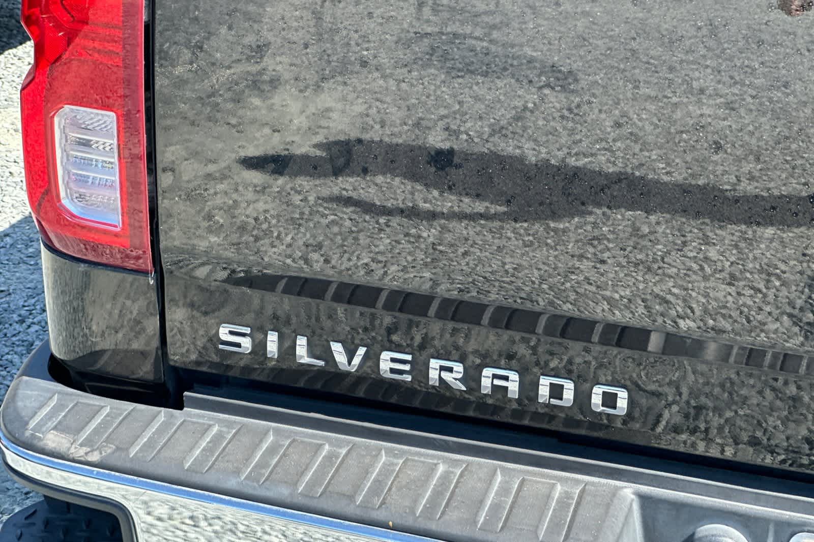 Thumbnail: 2017 Chevrolet Silverado 1500 - 12