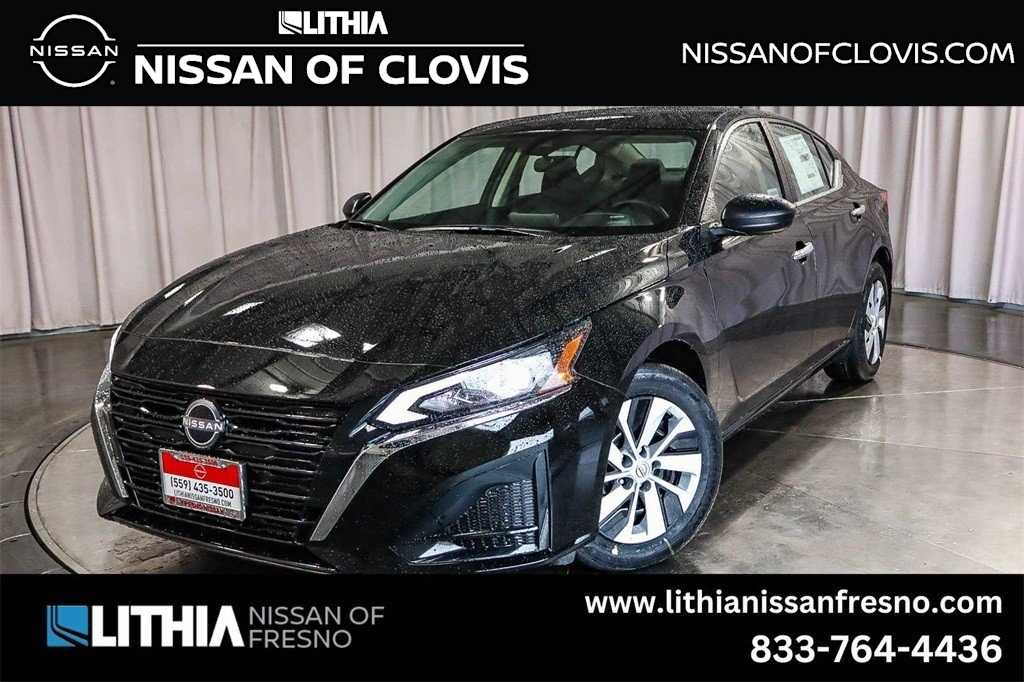 Thumbnail: 2025 Nissan Altima - 1