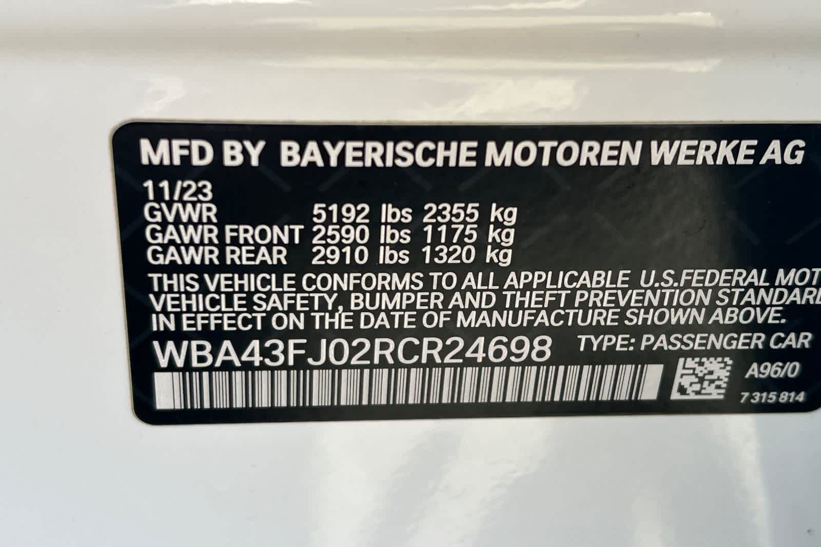 Thumbnail: 2024 BMW 5 Series - 36