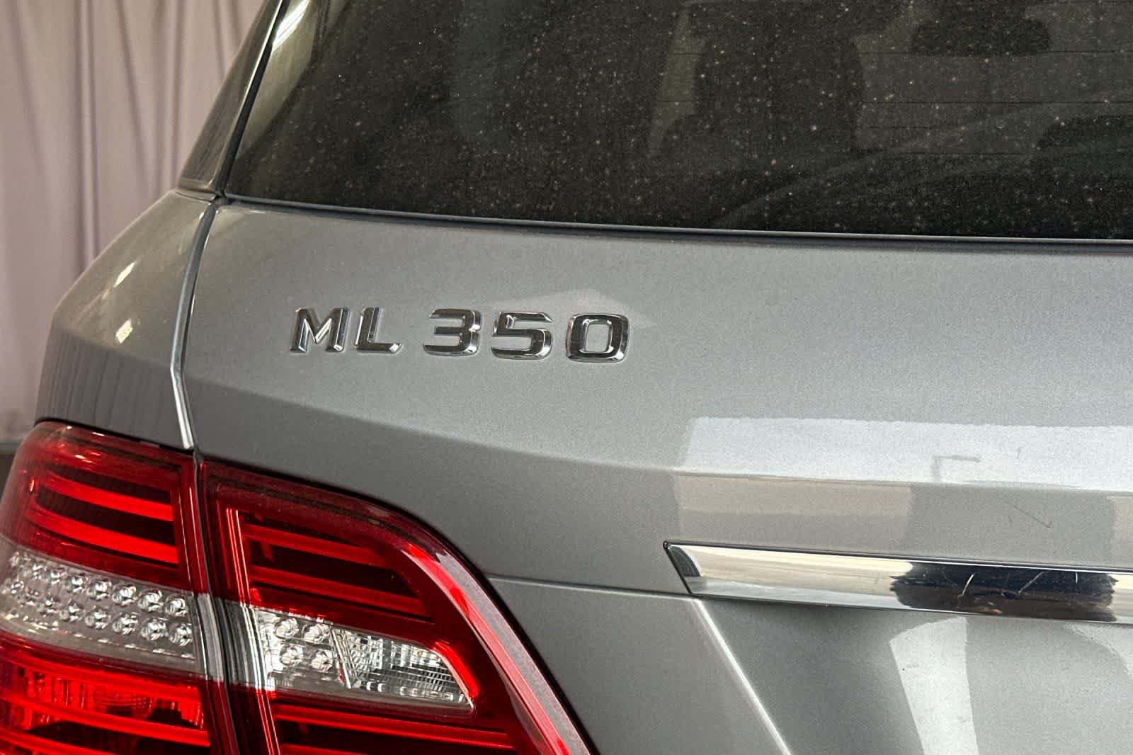 Thumbnail: 2012 Mercedes-Benz M-Class - 13