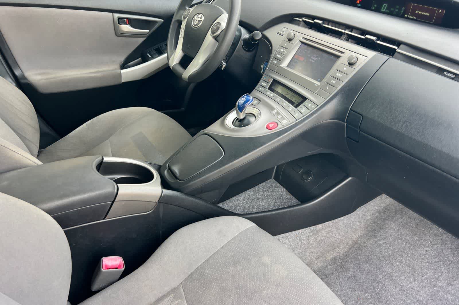 Thumbnail: 2013 Toyota Prius - 18