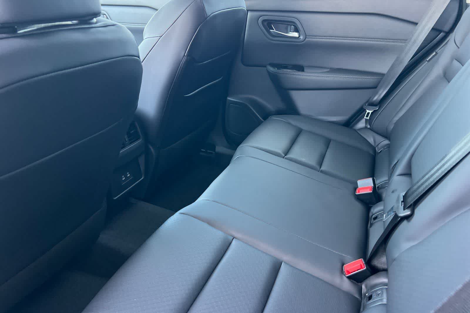 Thumbnail: 2026 Nissan Rogue - 5