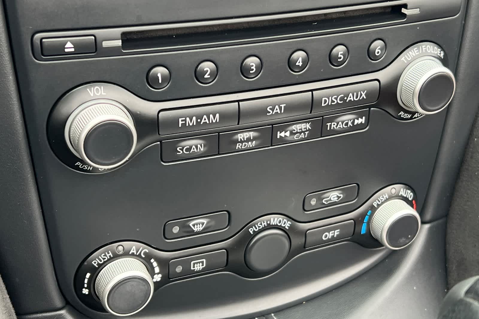 Thumbnail: 2015 Nissan Z - 20