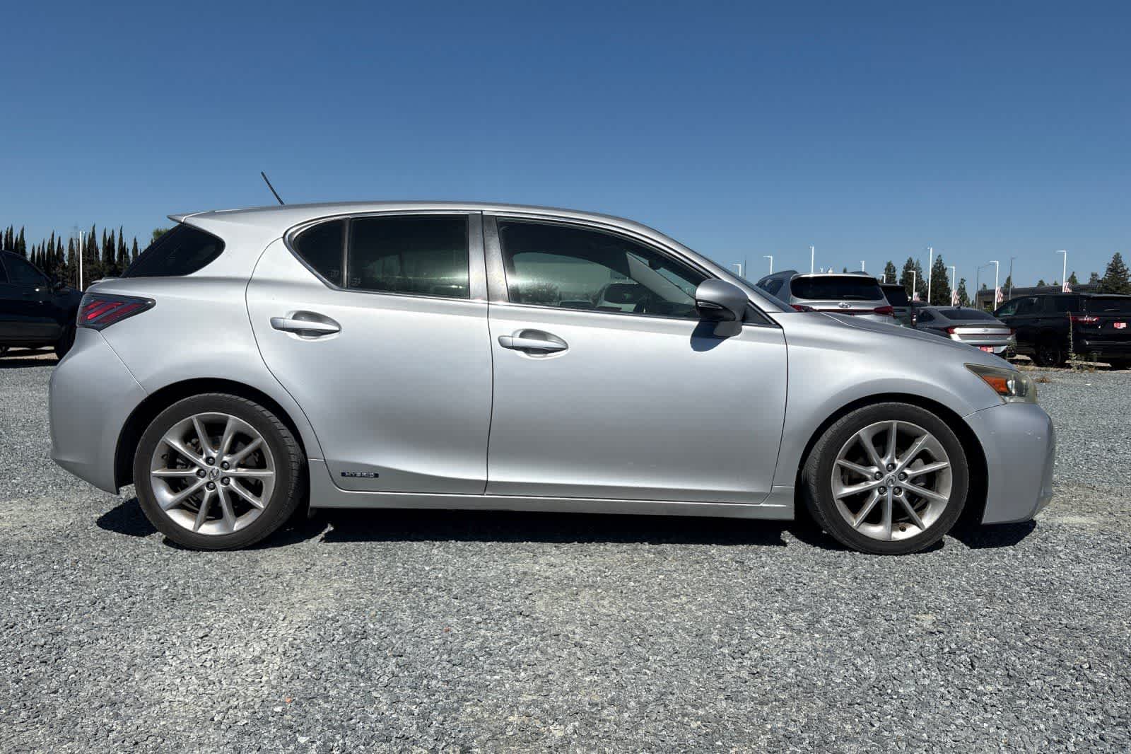 Thumbnail: 2012 Lexus CT - 9