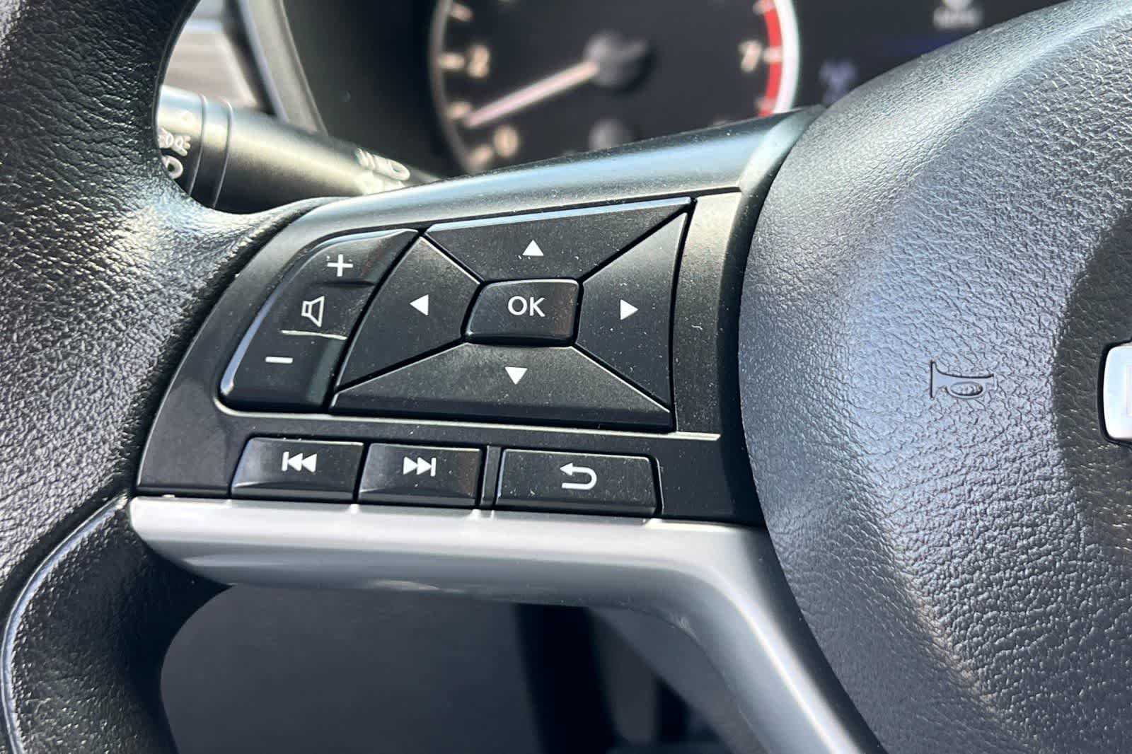 Thumbnail: 2025 Nissan Altima - 30