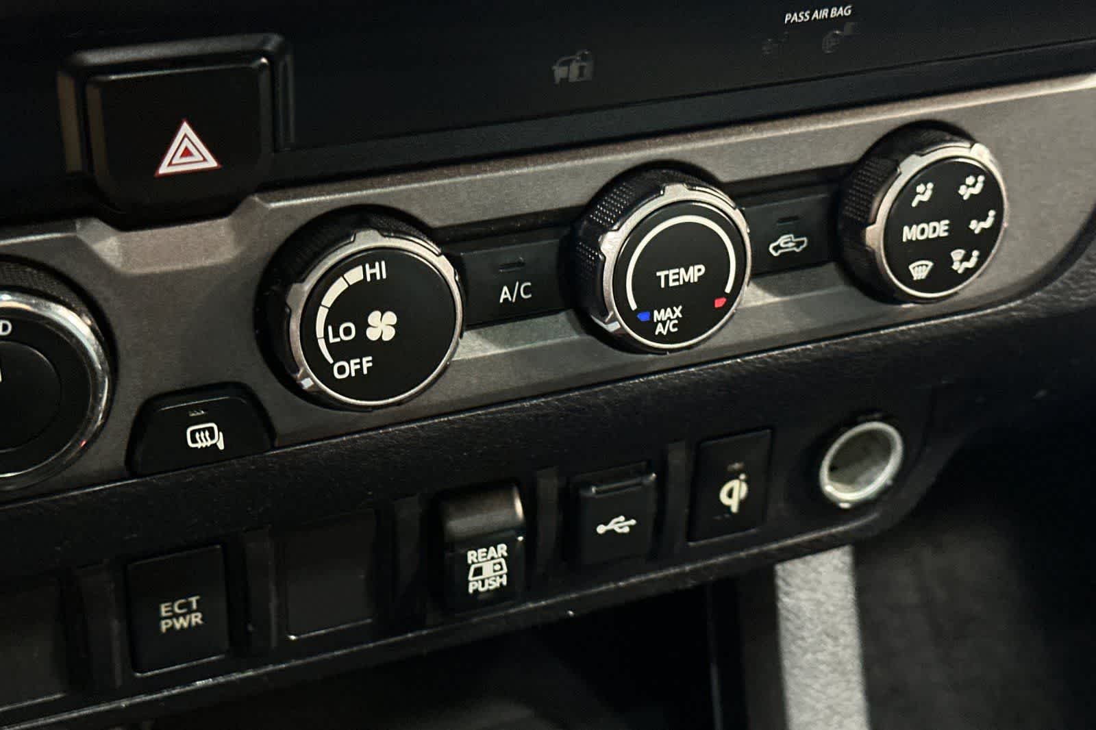 Thumbnail: 2020 Toyota Tacoma - 24