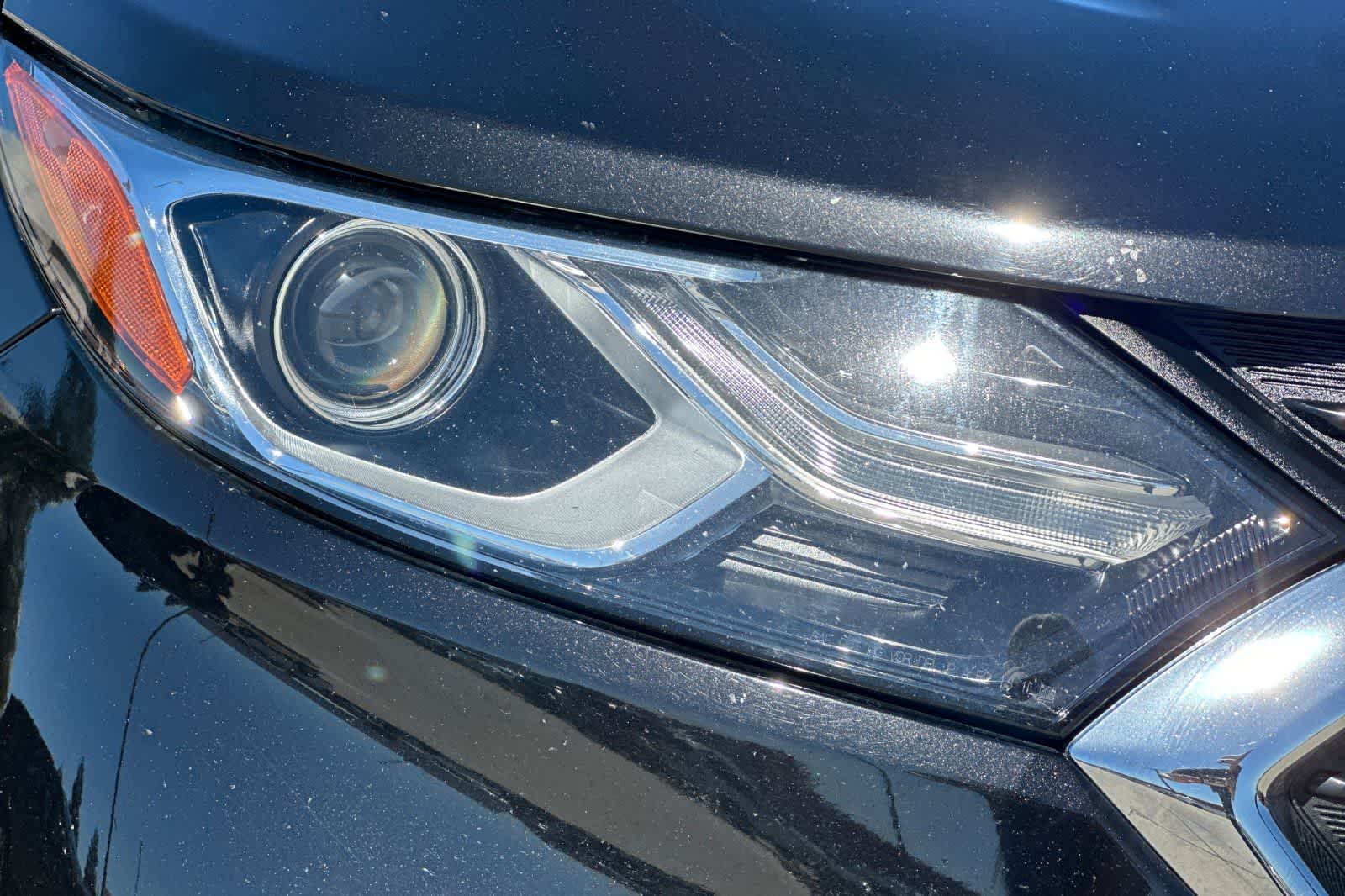 Thumbnail: 2021 Chevrolet Equinox - 34