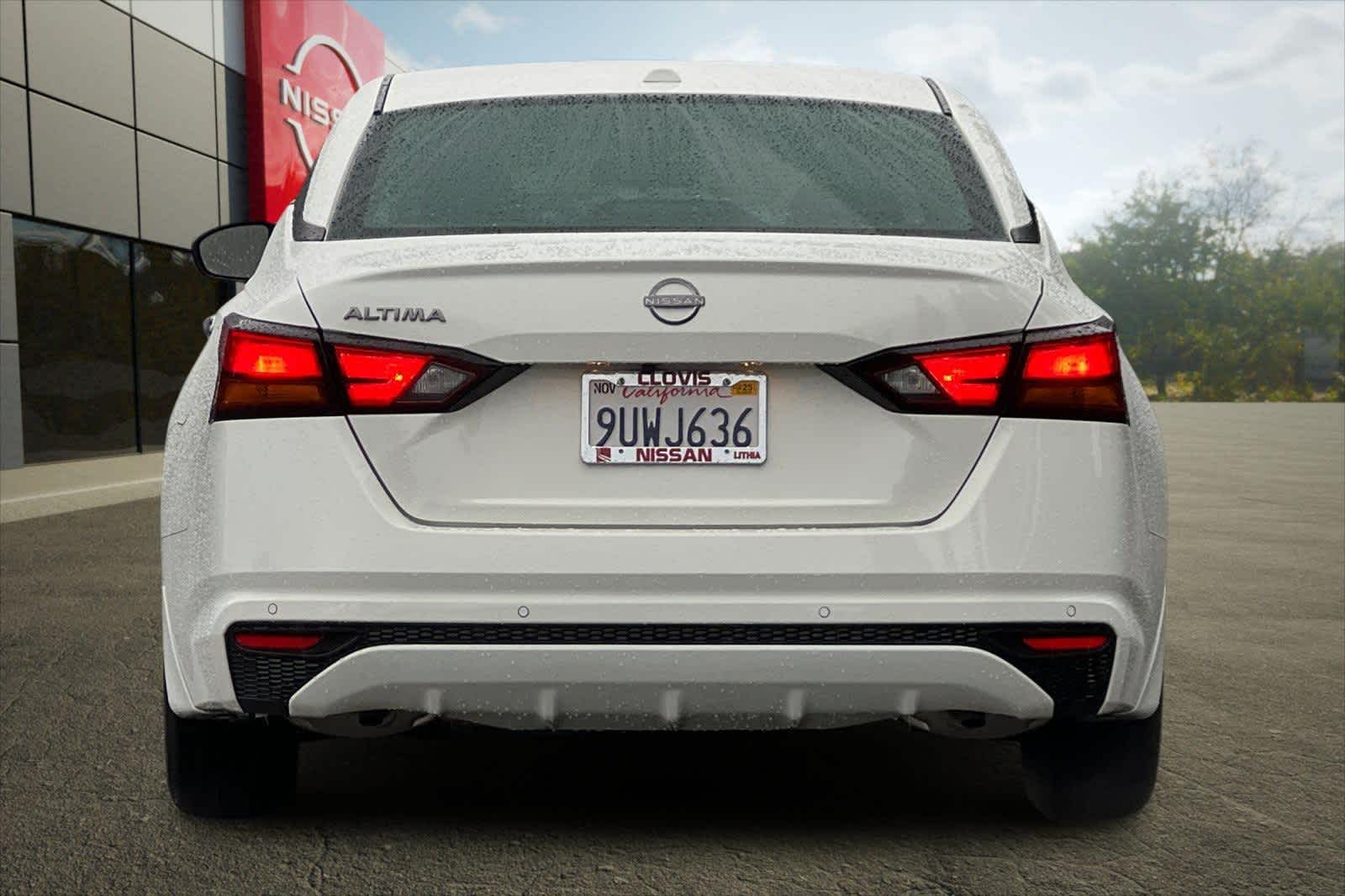 Thumbnail: 2025 Nissan Altima - 8