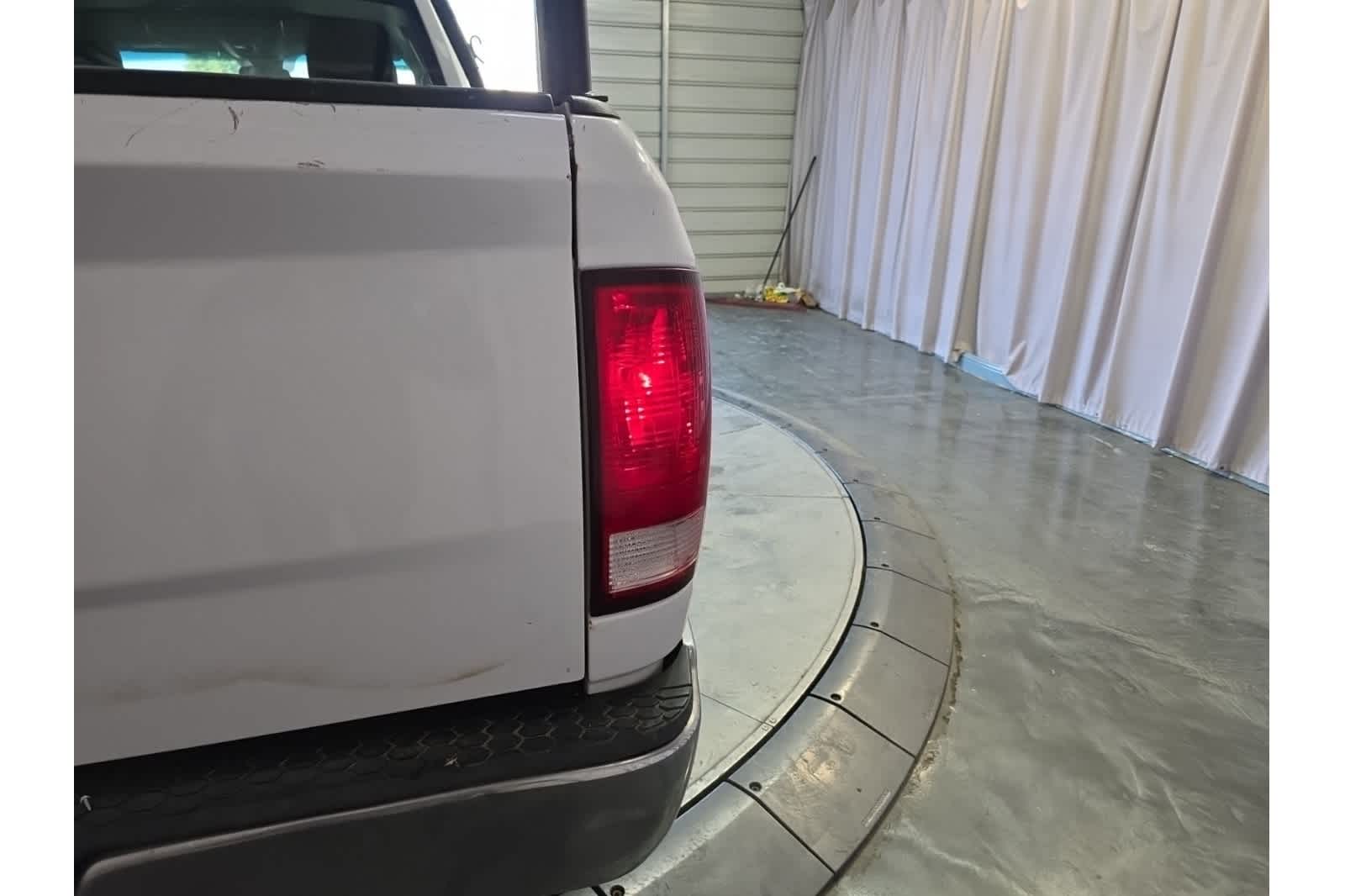 Thumbnail: 2022 RAM 1500 Classic - 10