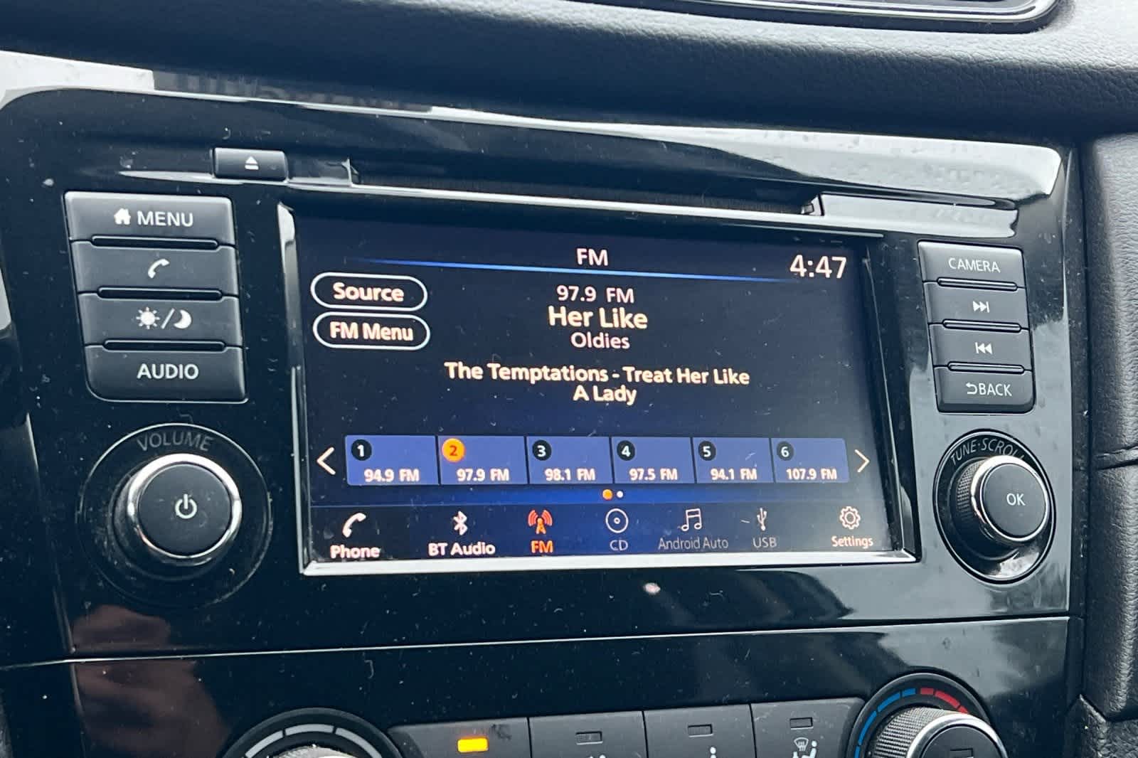 Thumbnail: 2018 Nissan Rogue - 19