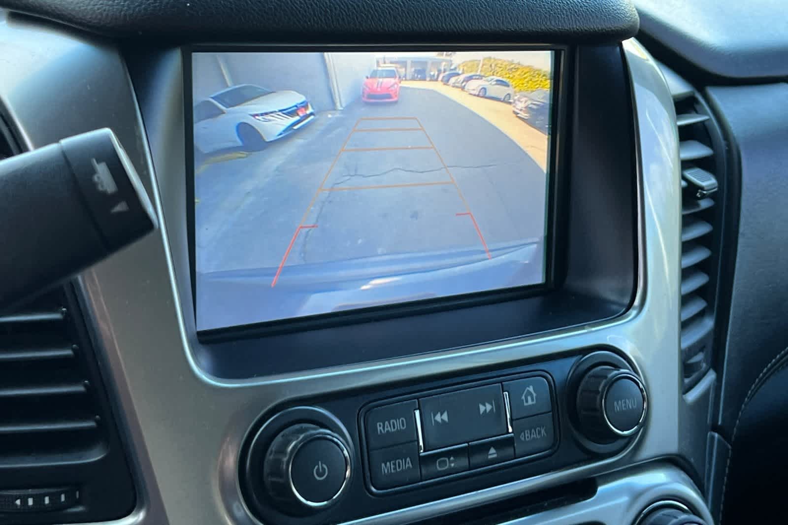 Thumbnail: 2019 Chevrolet Tahoe - 22