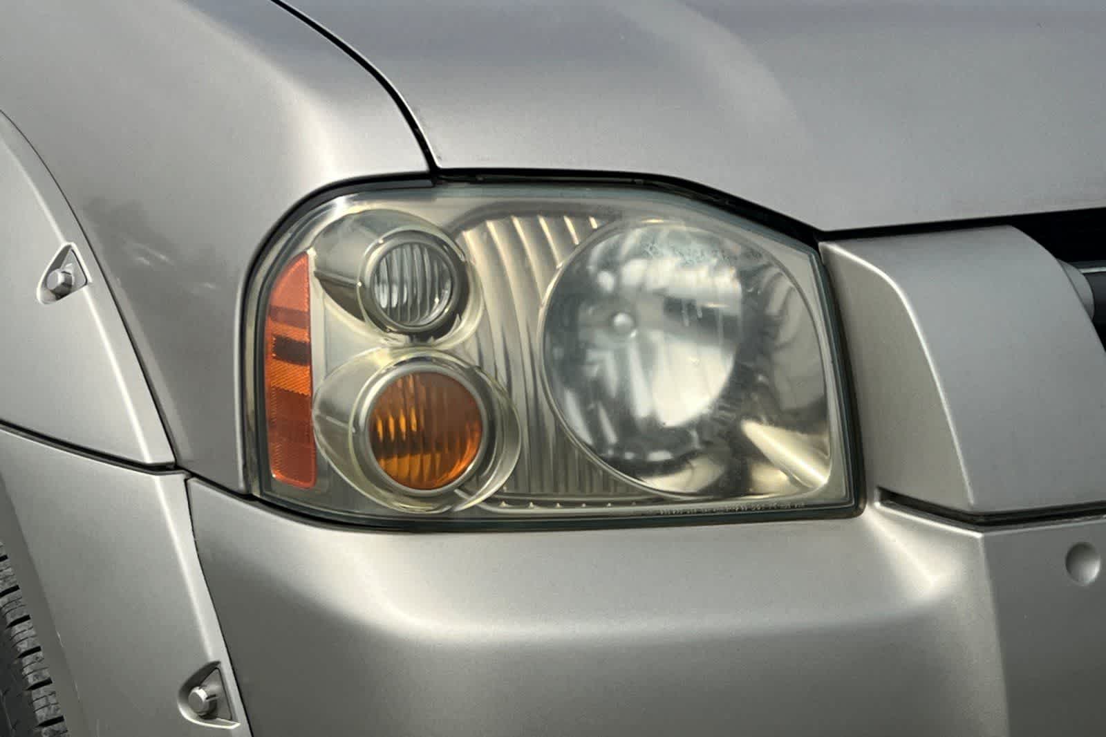 Thumbnail: 2002 Nissan Frontier - 31