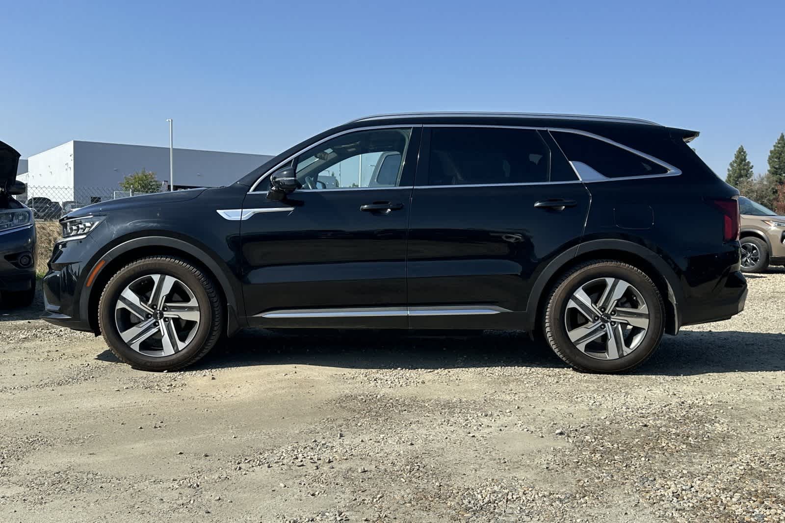 Thumbnail: 2022 Kia Sorento - 5