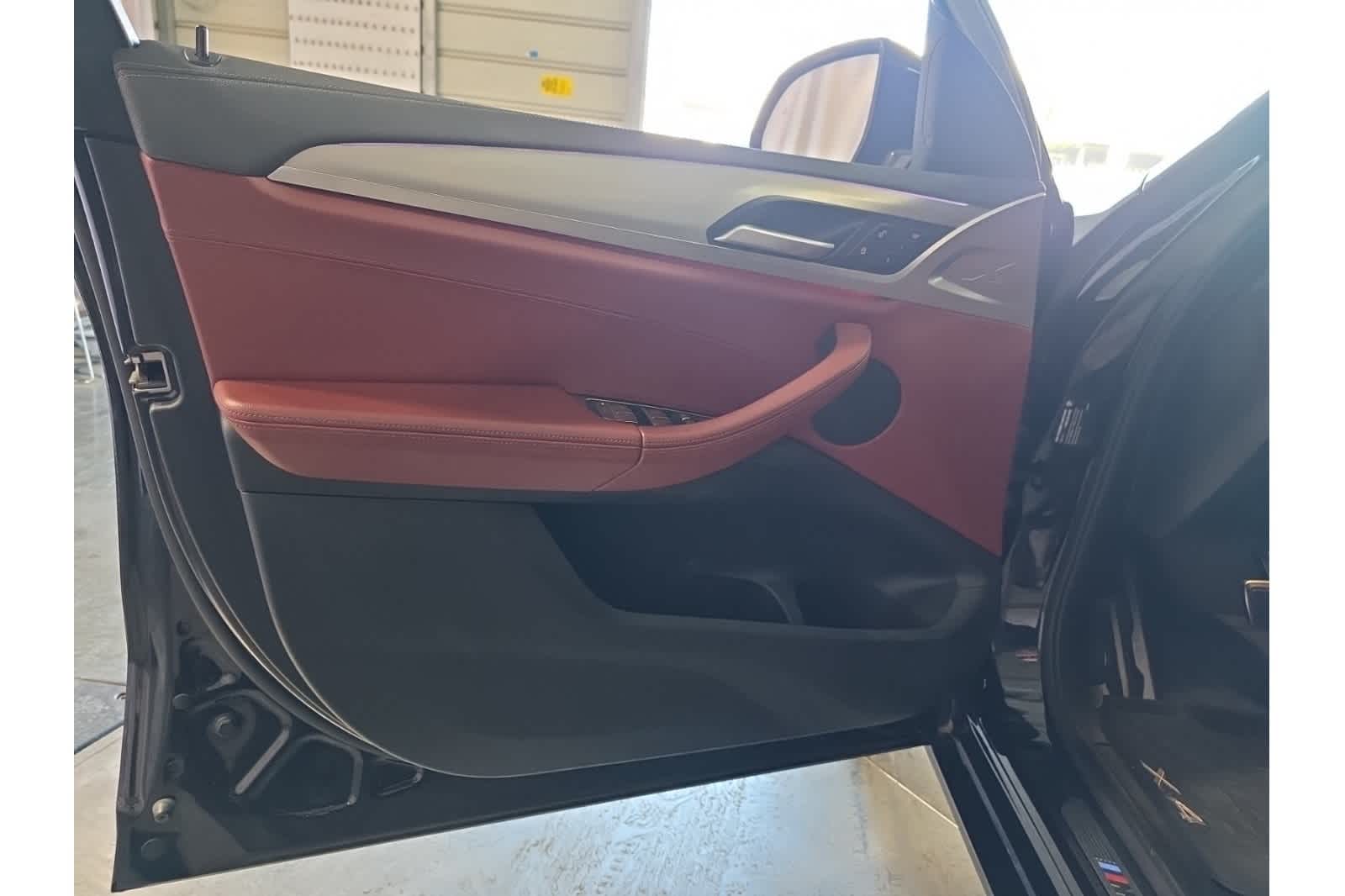 Thumbnail: 2021 BMW X4 - 18