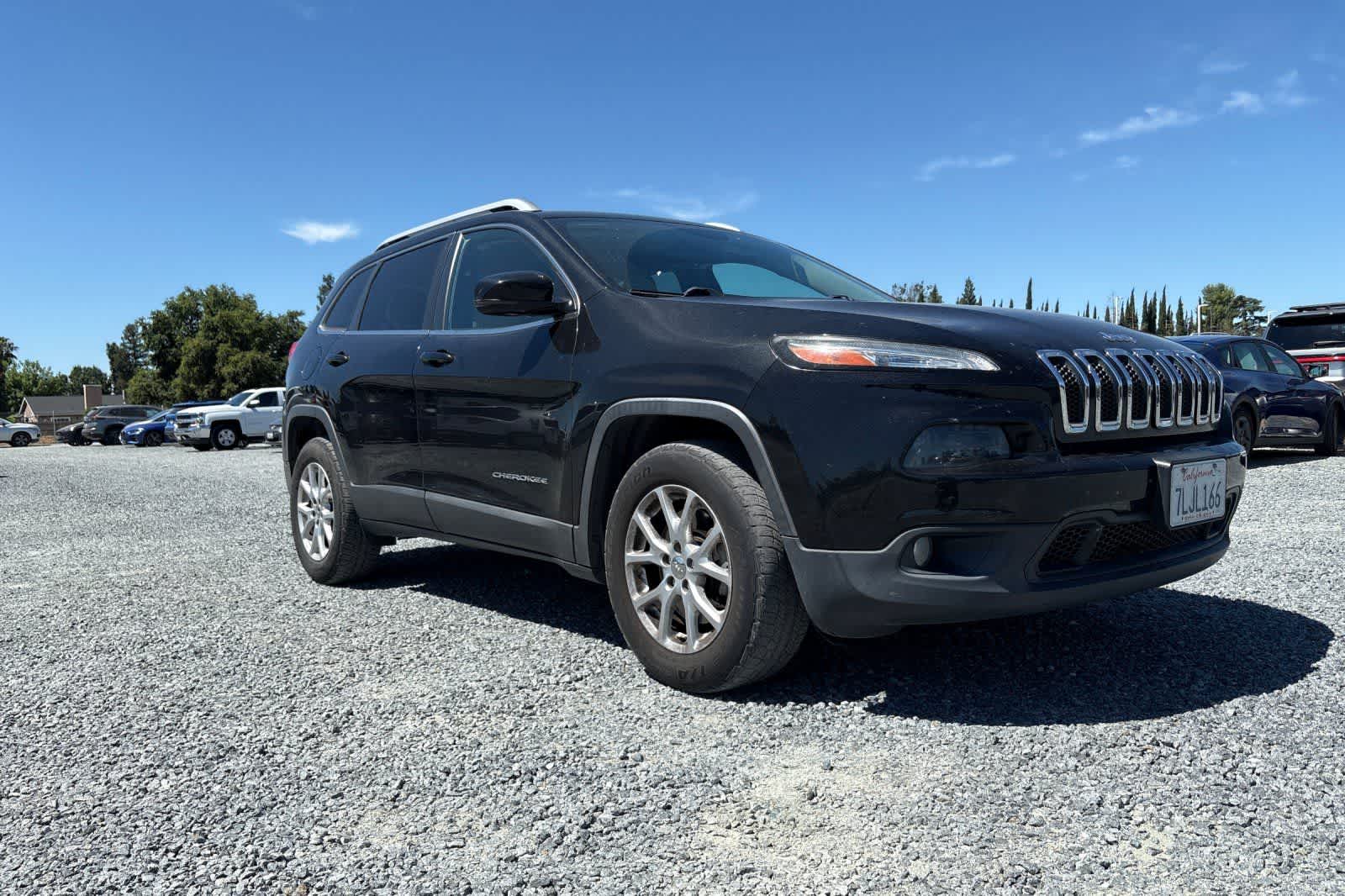Thumbnail: 2015 Jeep Cherokee - 10